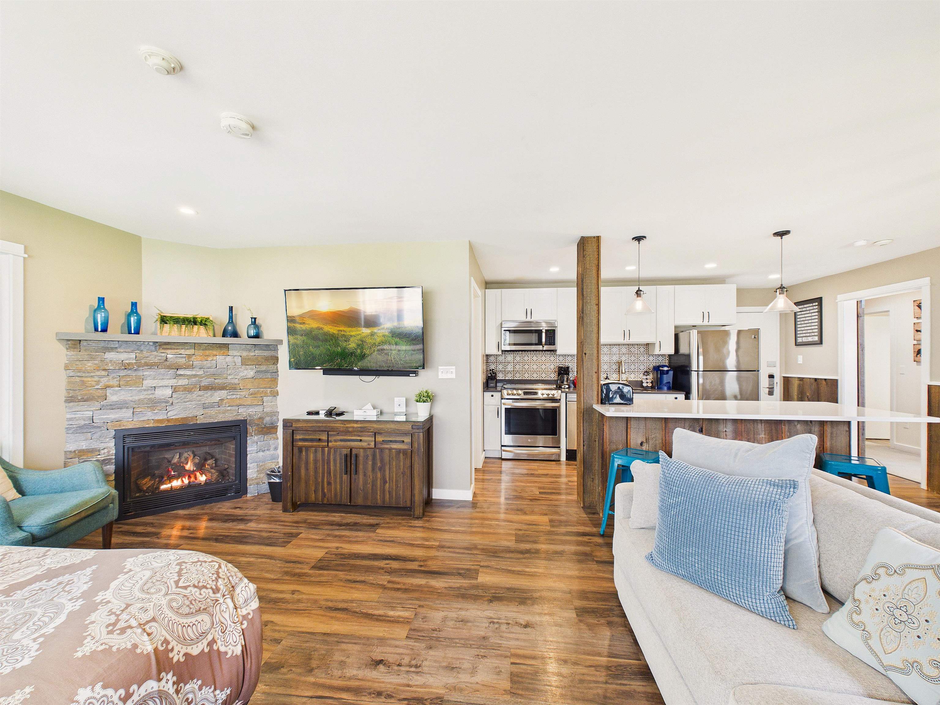 99 Killington Center Drive R41 Unit 412 & 413 — photo