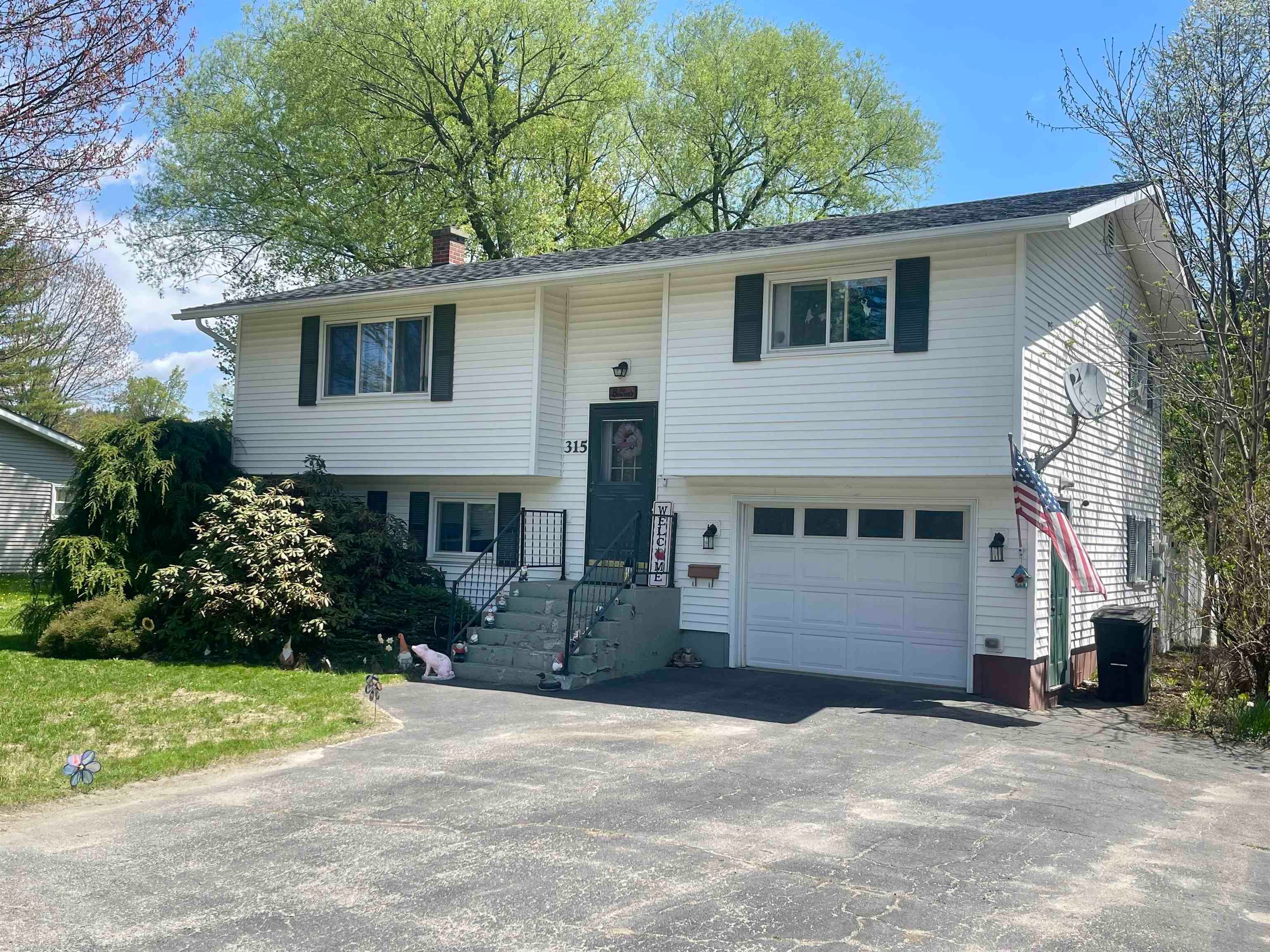 315 Jackson Street — photo