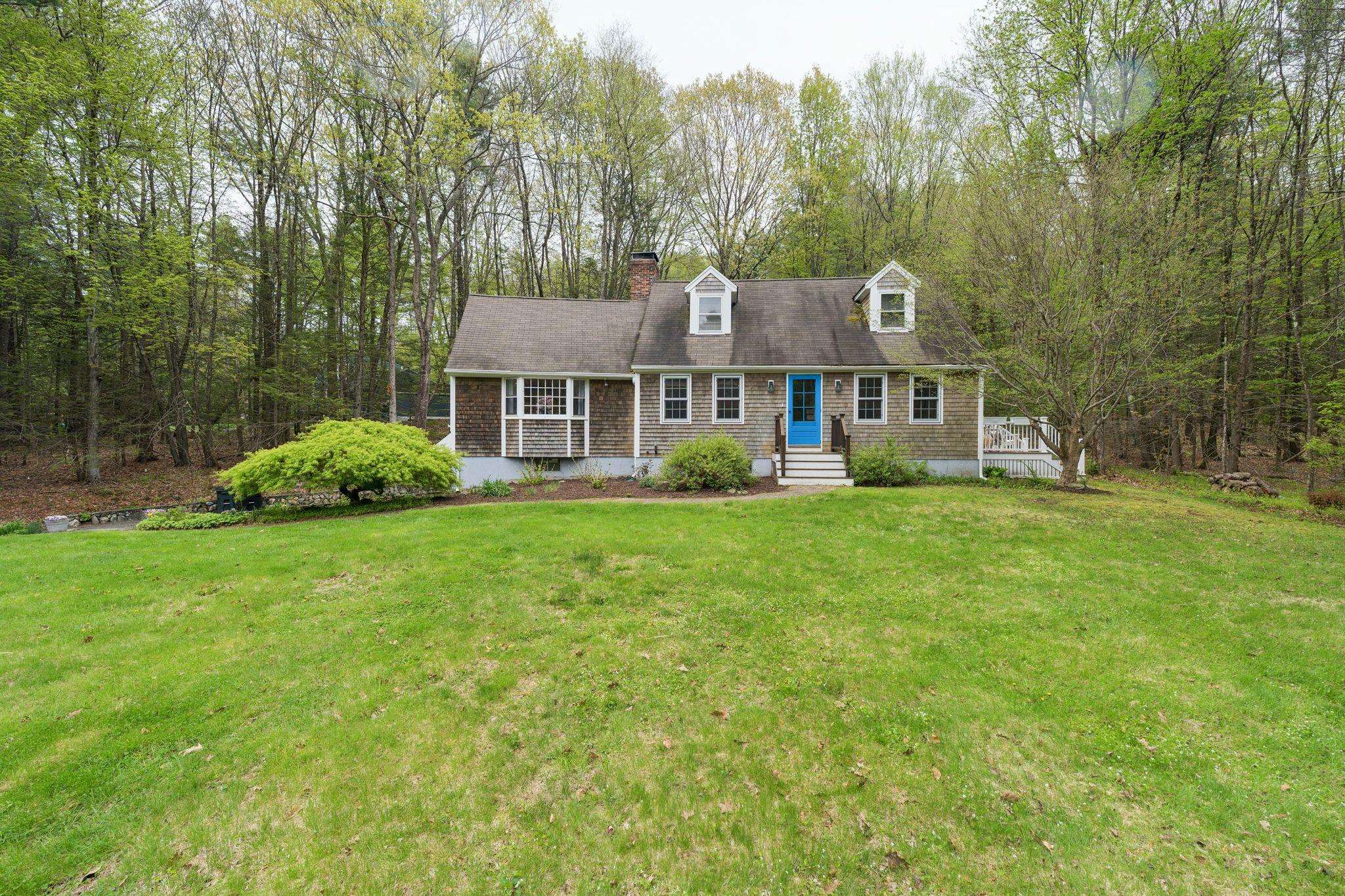 12 Hemlock Road — photo