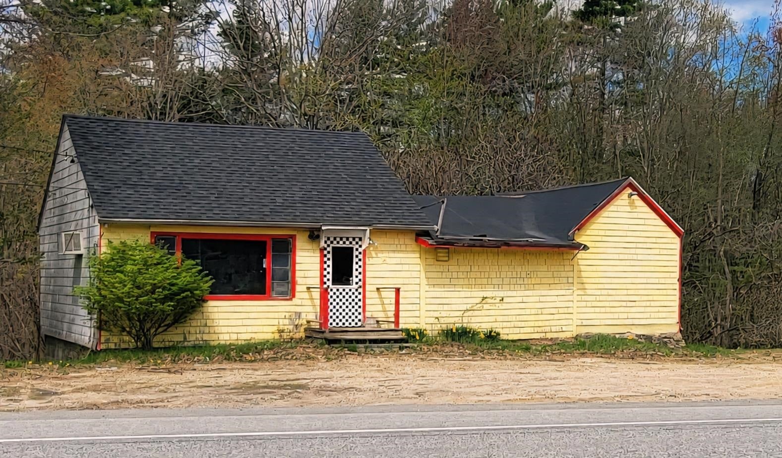 330 Nh Route 125 — photo