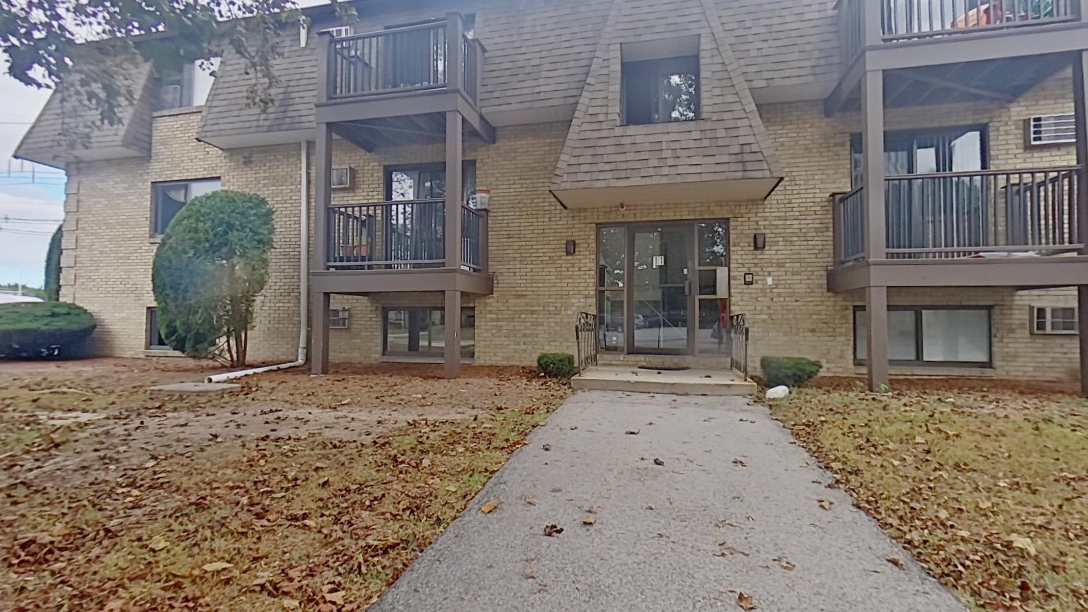11 Tiffany Road Apt # 1 — photo