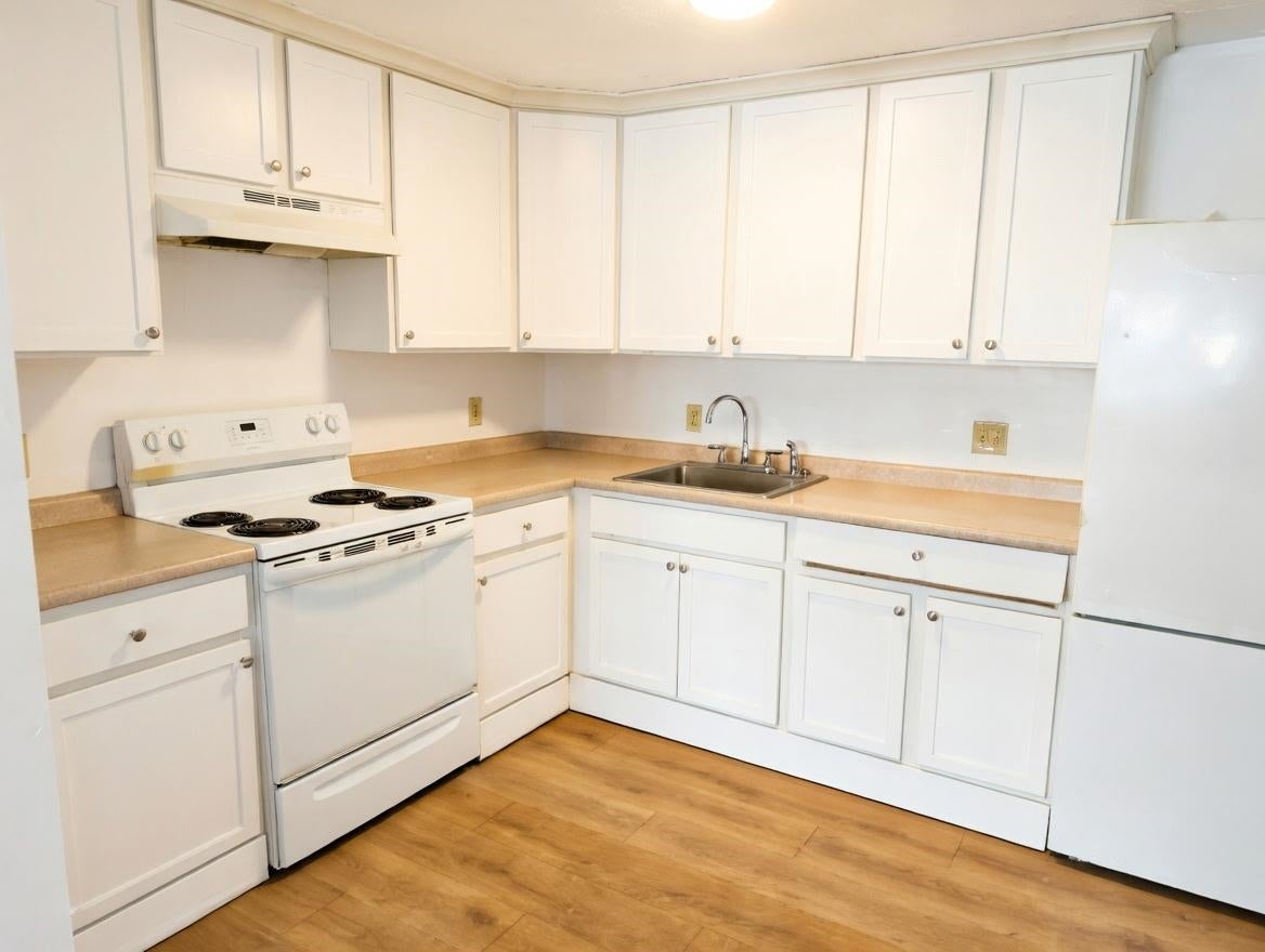 185 Loudon Road 8 — photo