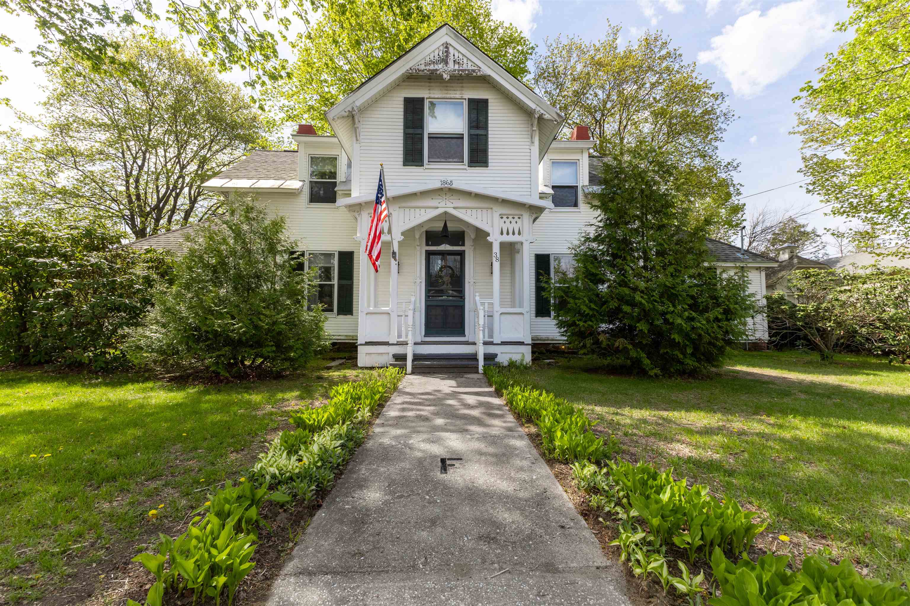 38 Elm Street — photo