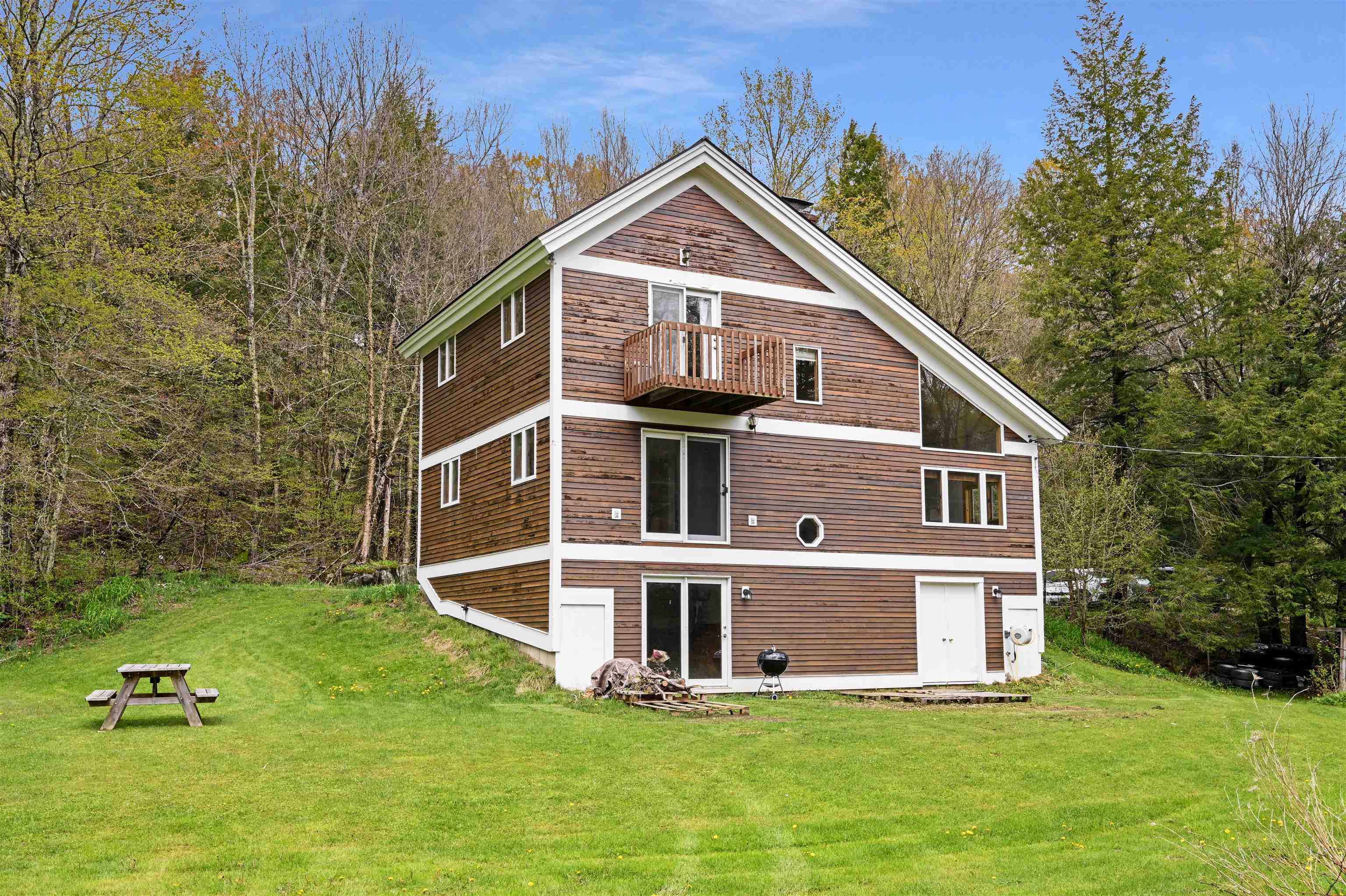 209 County Farm Road — photo