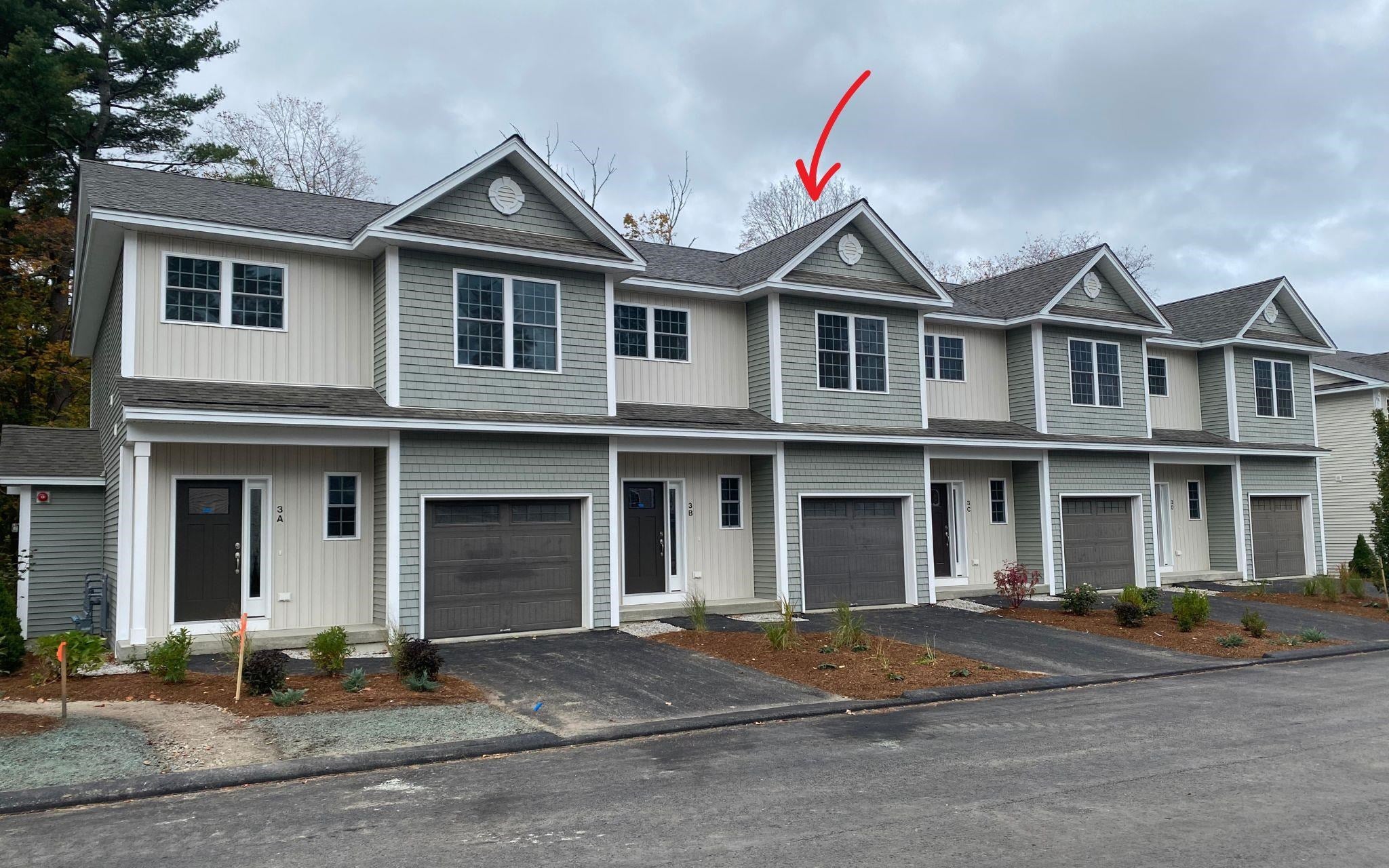 3B Dearborn Circle — photo