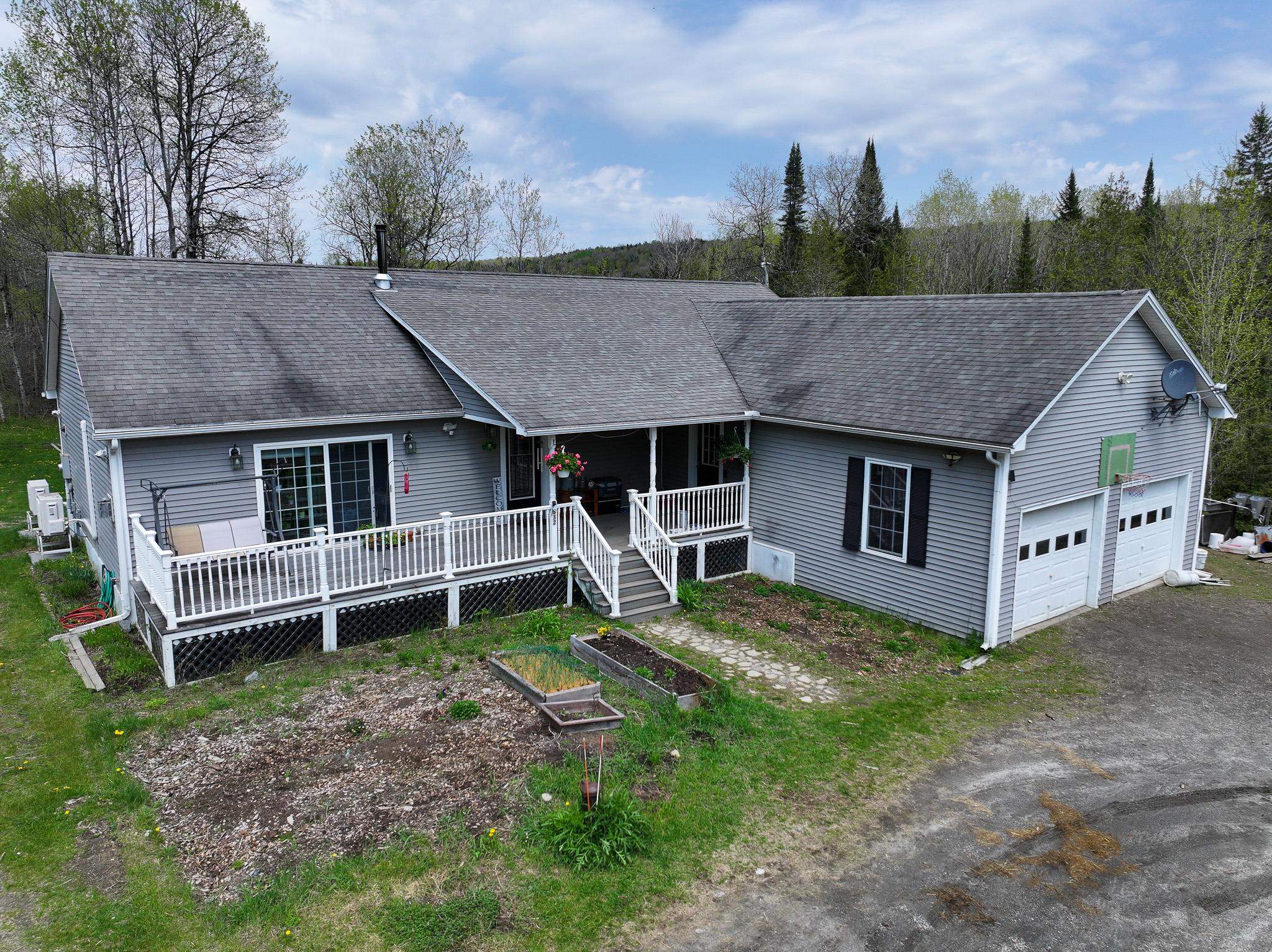 832 Vermont Route 114 — photo