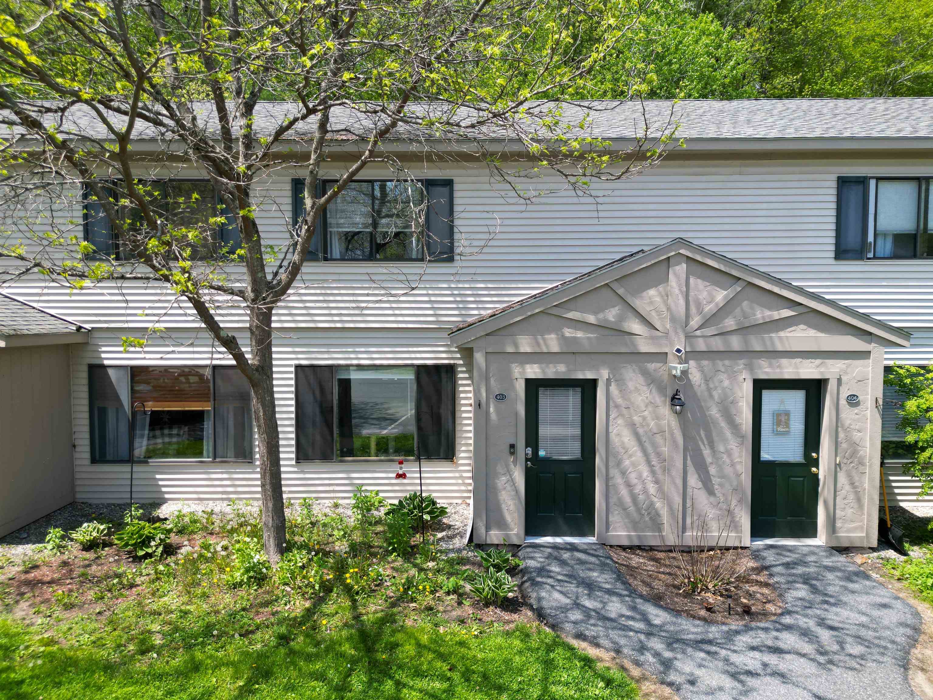 133 Colonial Drive 403 — photo