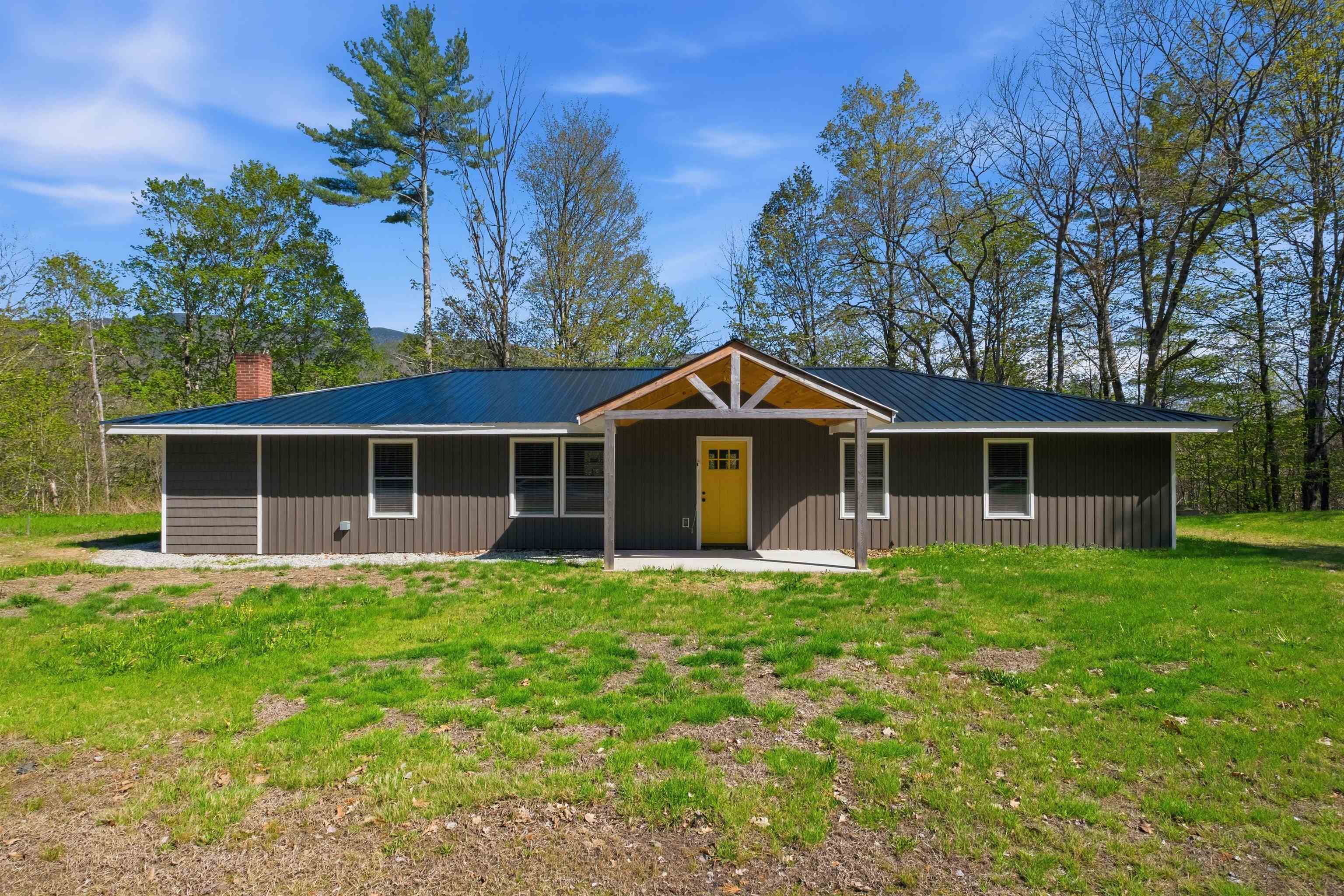 1048 Mount Moosilauke Highway — photo