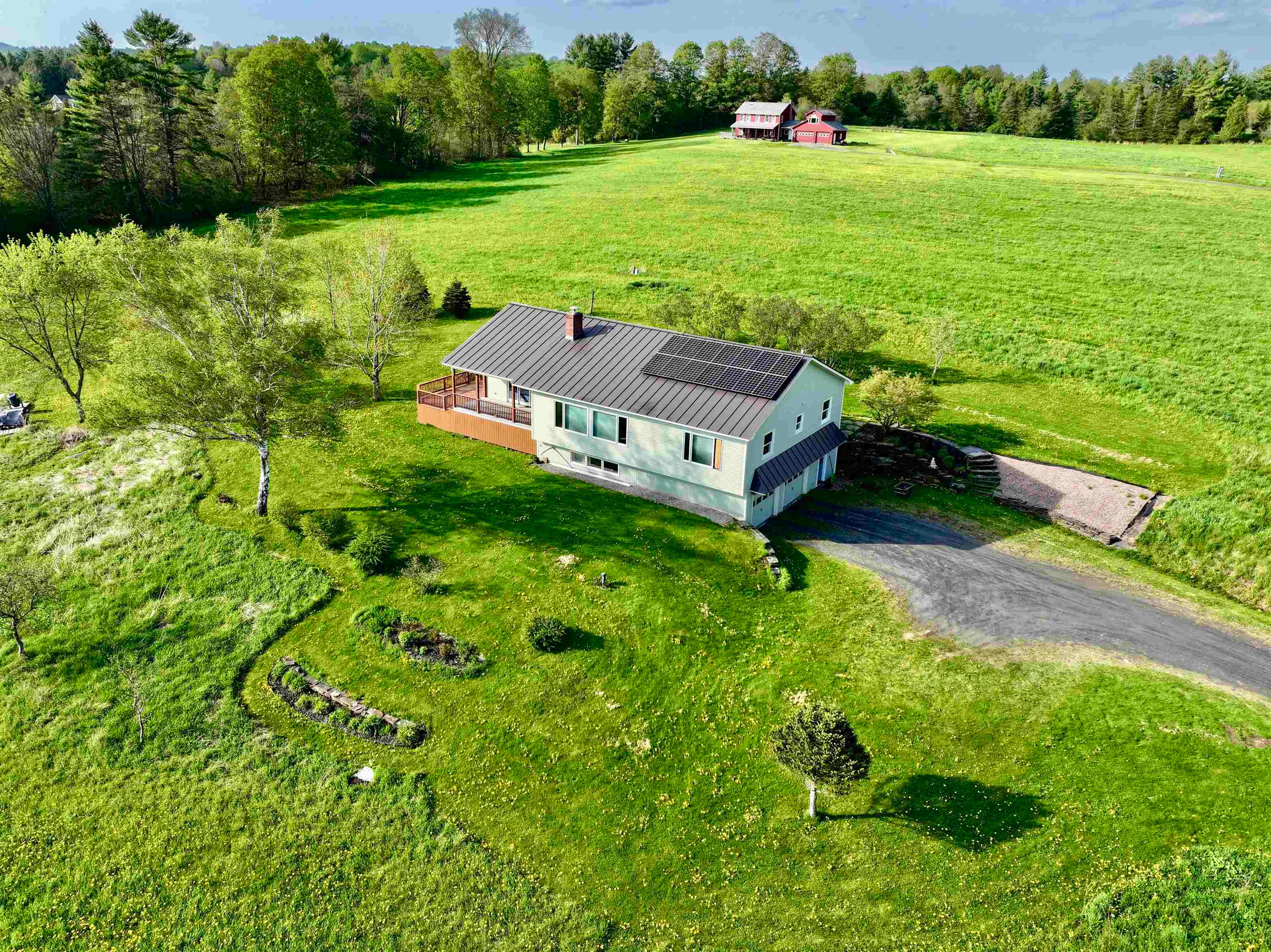1455 Vt Rte 14 North — photo