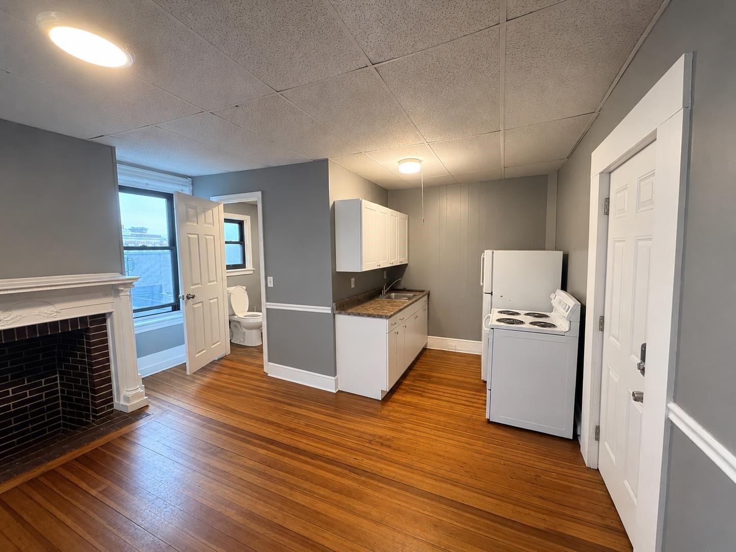 10-12 Vernon Street 301 — photo