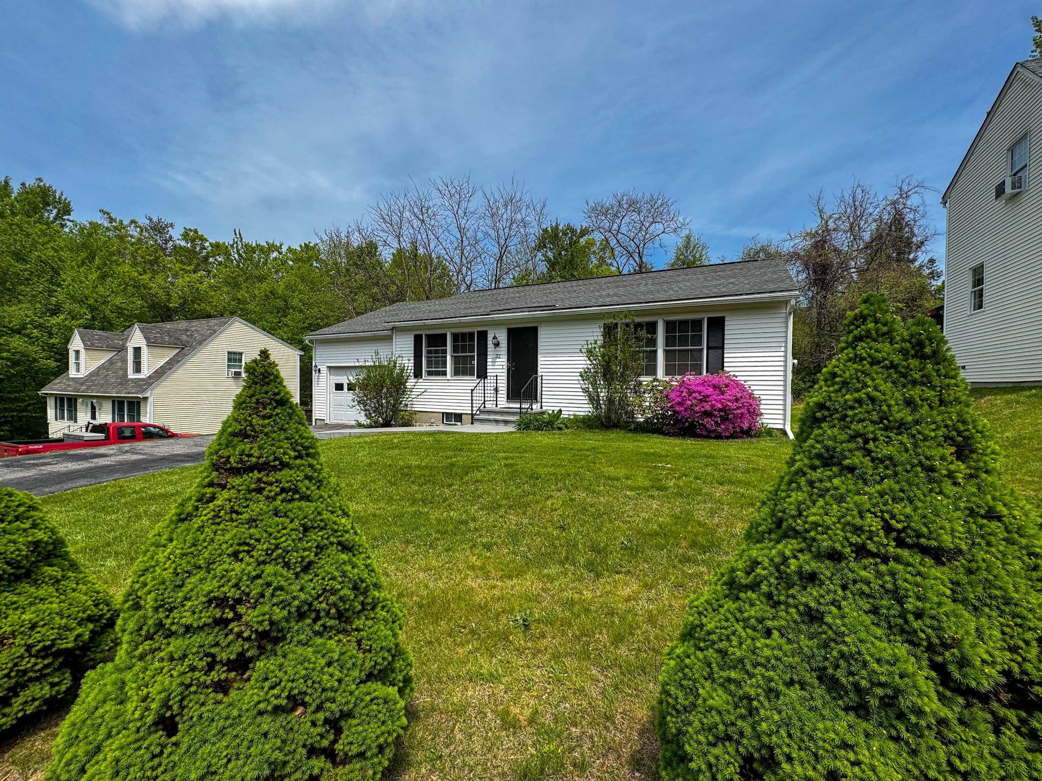 32 Albe Drive — photo