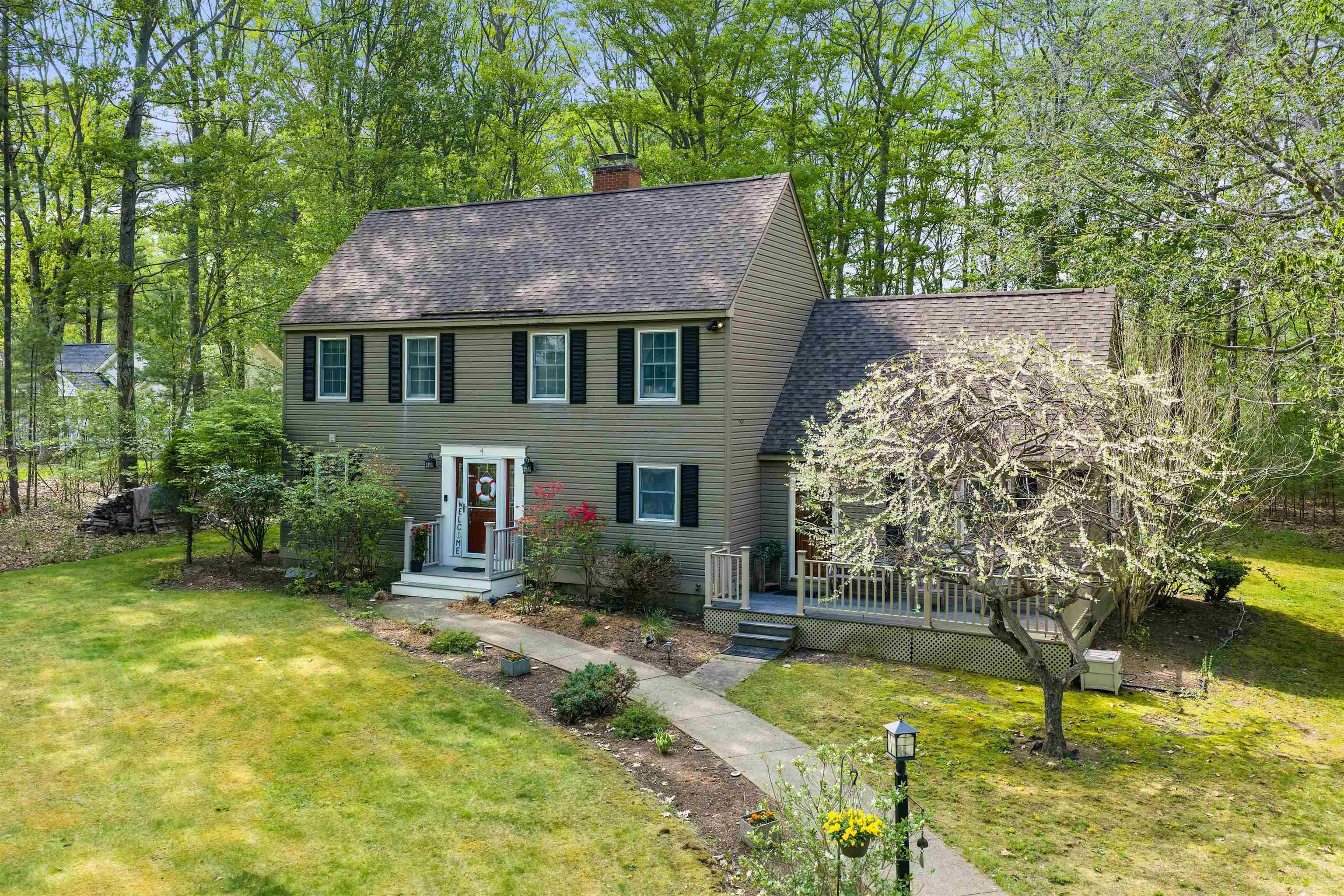 4 Deer Ridge Lane — photo
