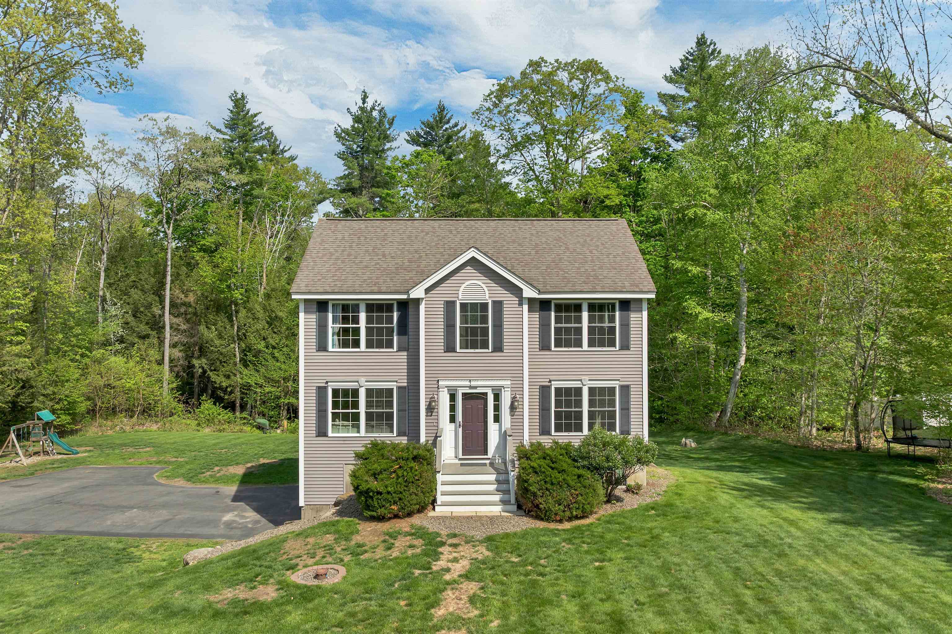 7 Cortland Drive — photo