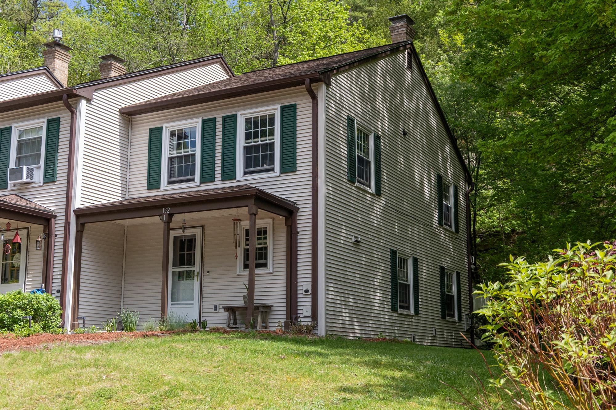 132 Whispering Pines 1 — photo