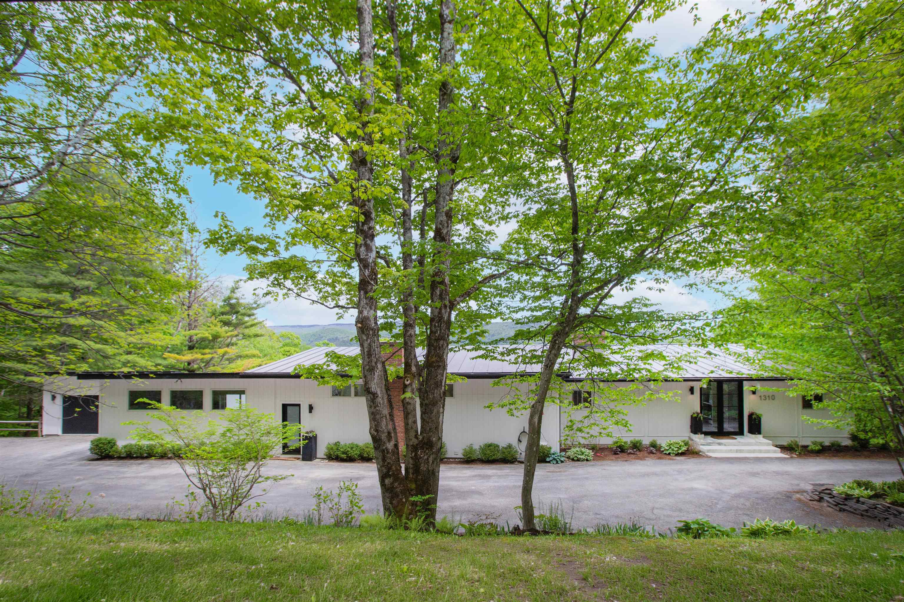 1310 Dorset Hill Road — photo
