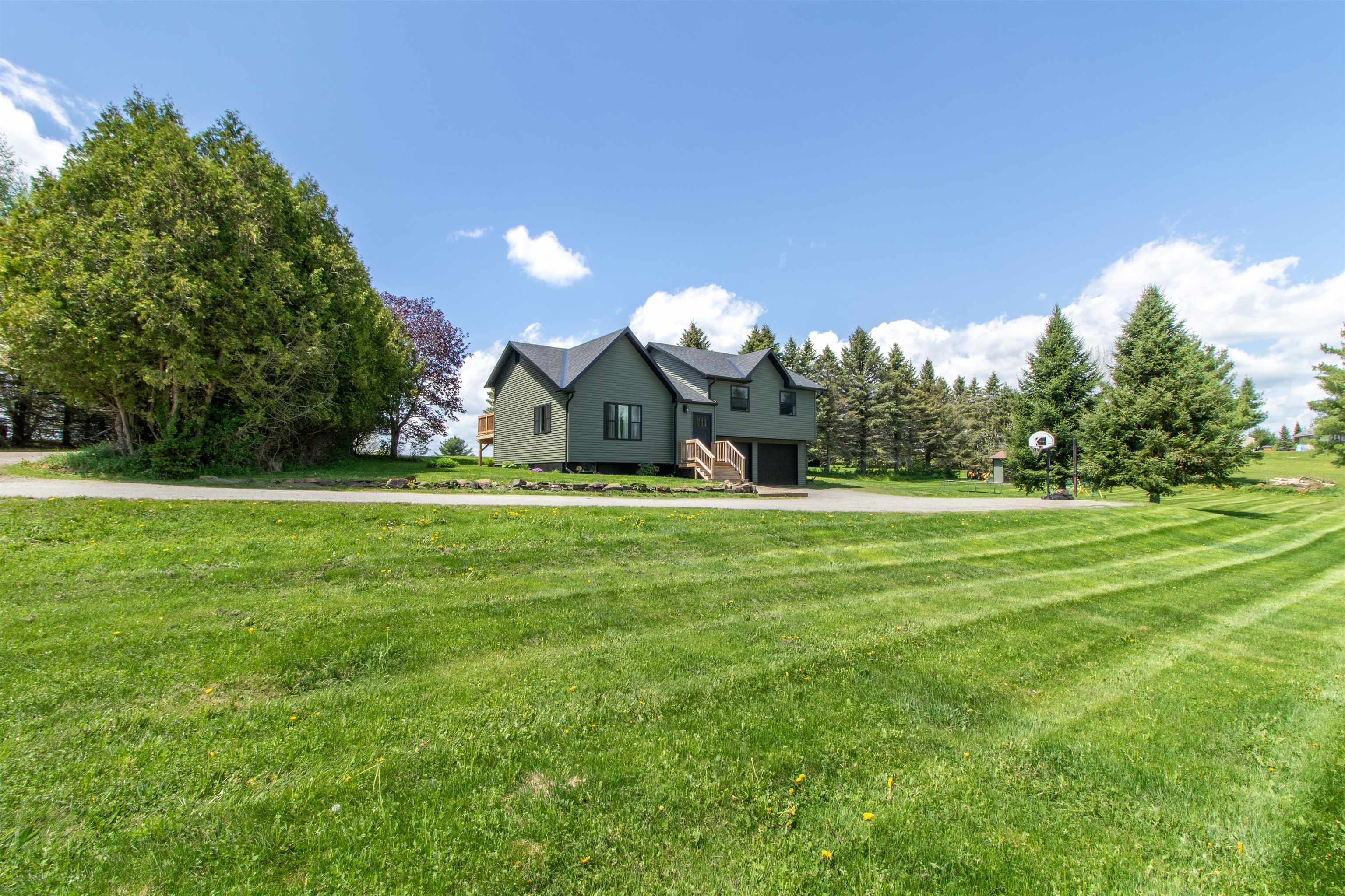 287 Lakeview Drive — photo