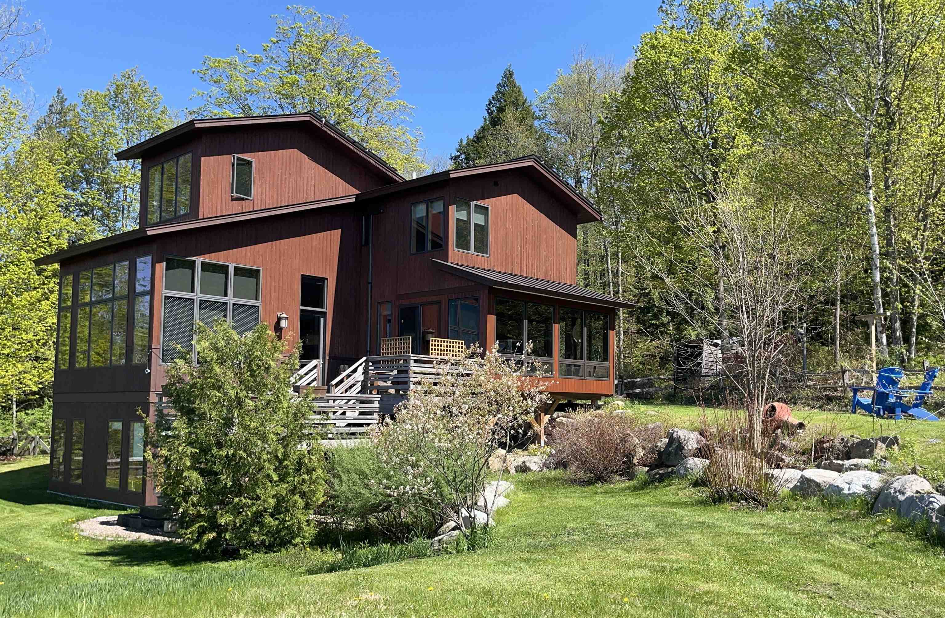 335 Valley View Drive — photo