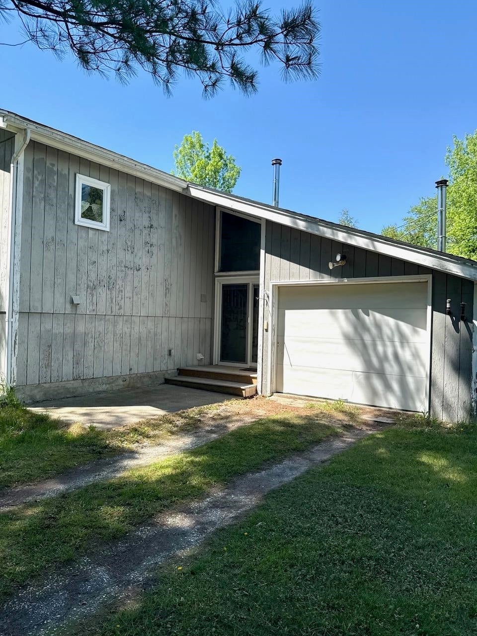77 Lynrick Acres Road — photo