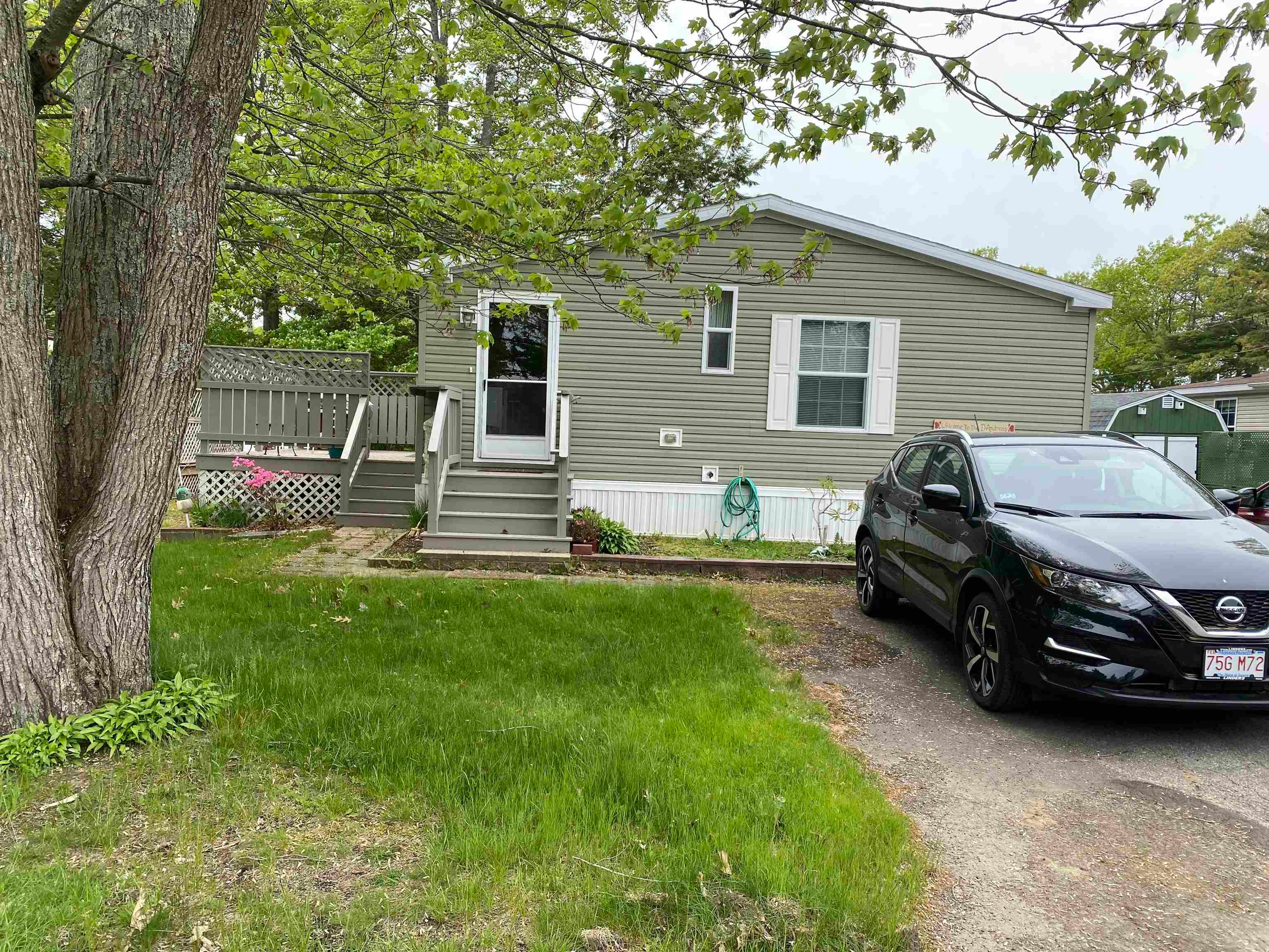 20 Spruce Court — photo