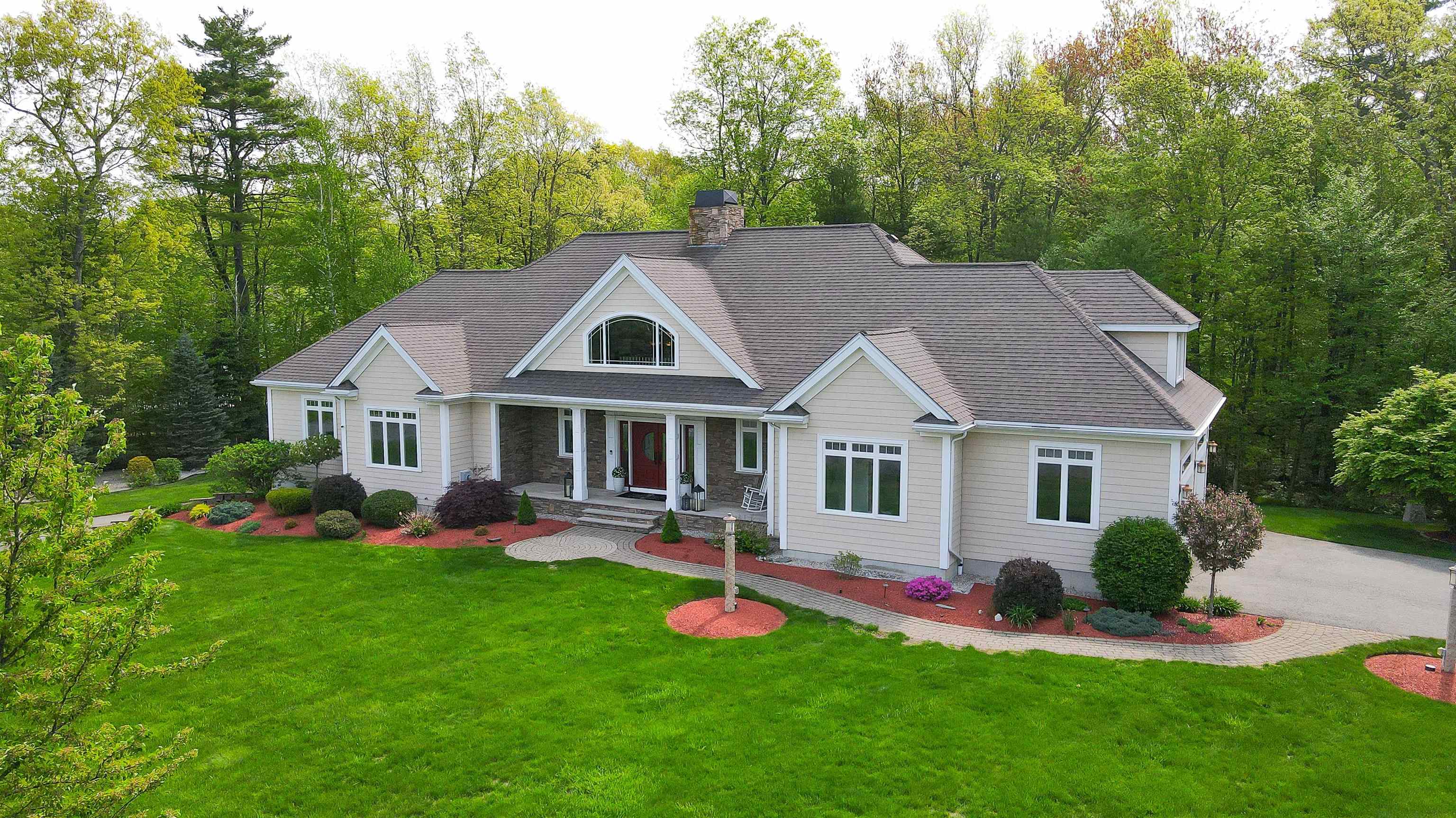 18 Winslow Drive — photo