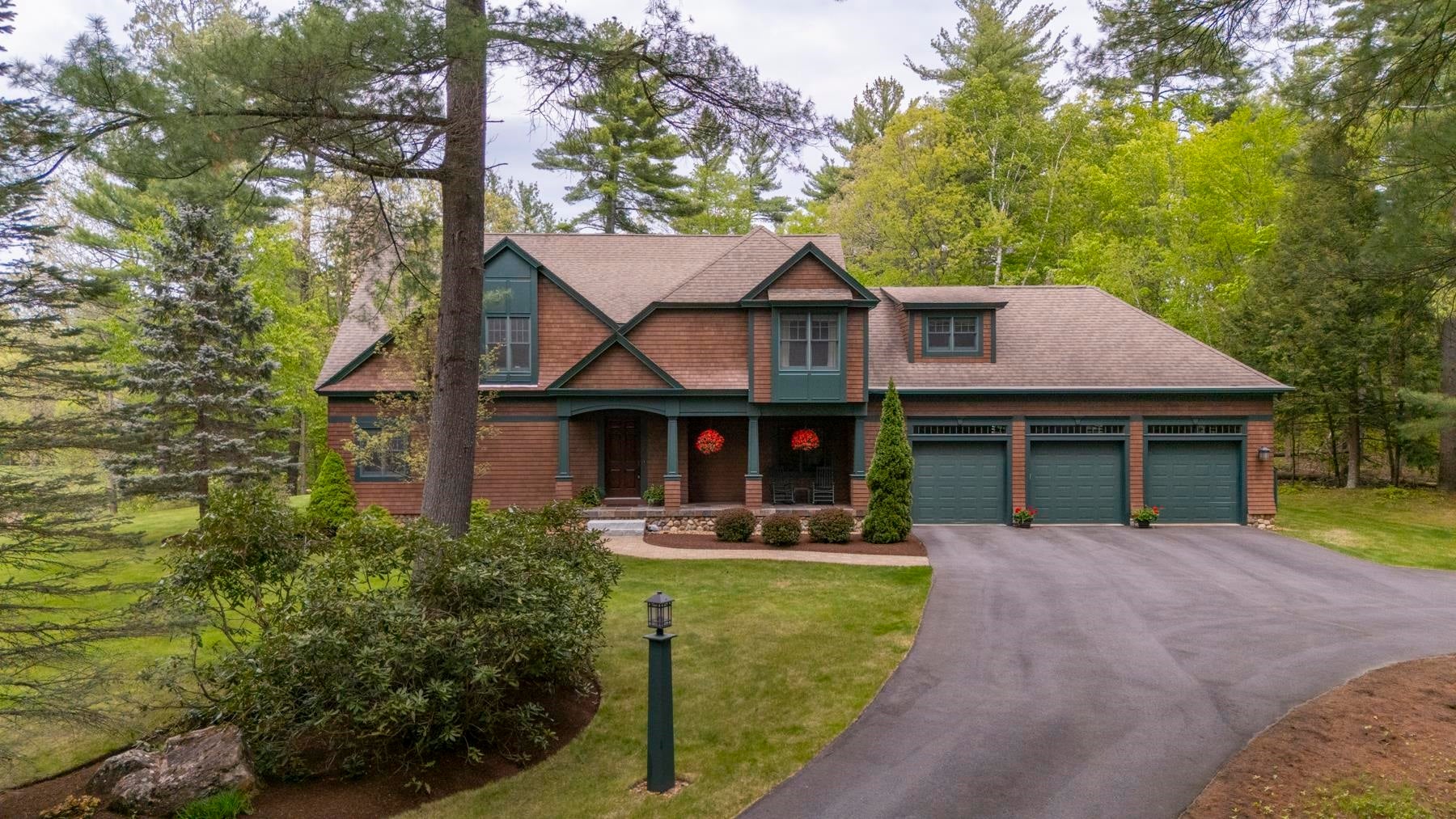 170 Fieldstone Road — photo