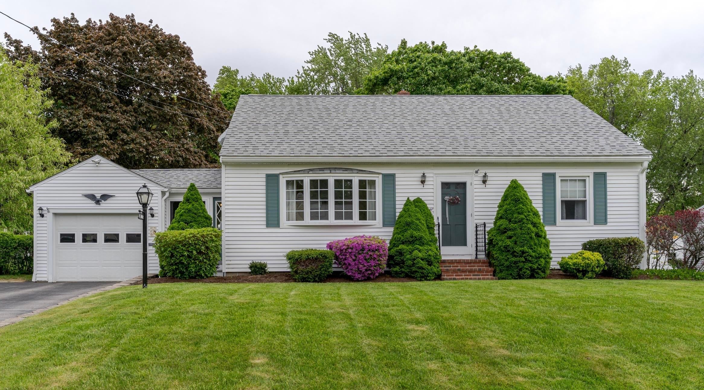 8 Lowell Avenue — photo