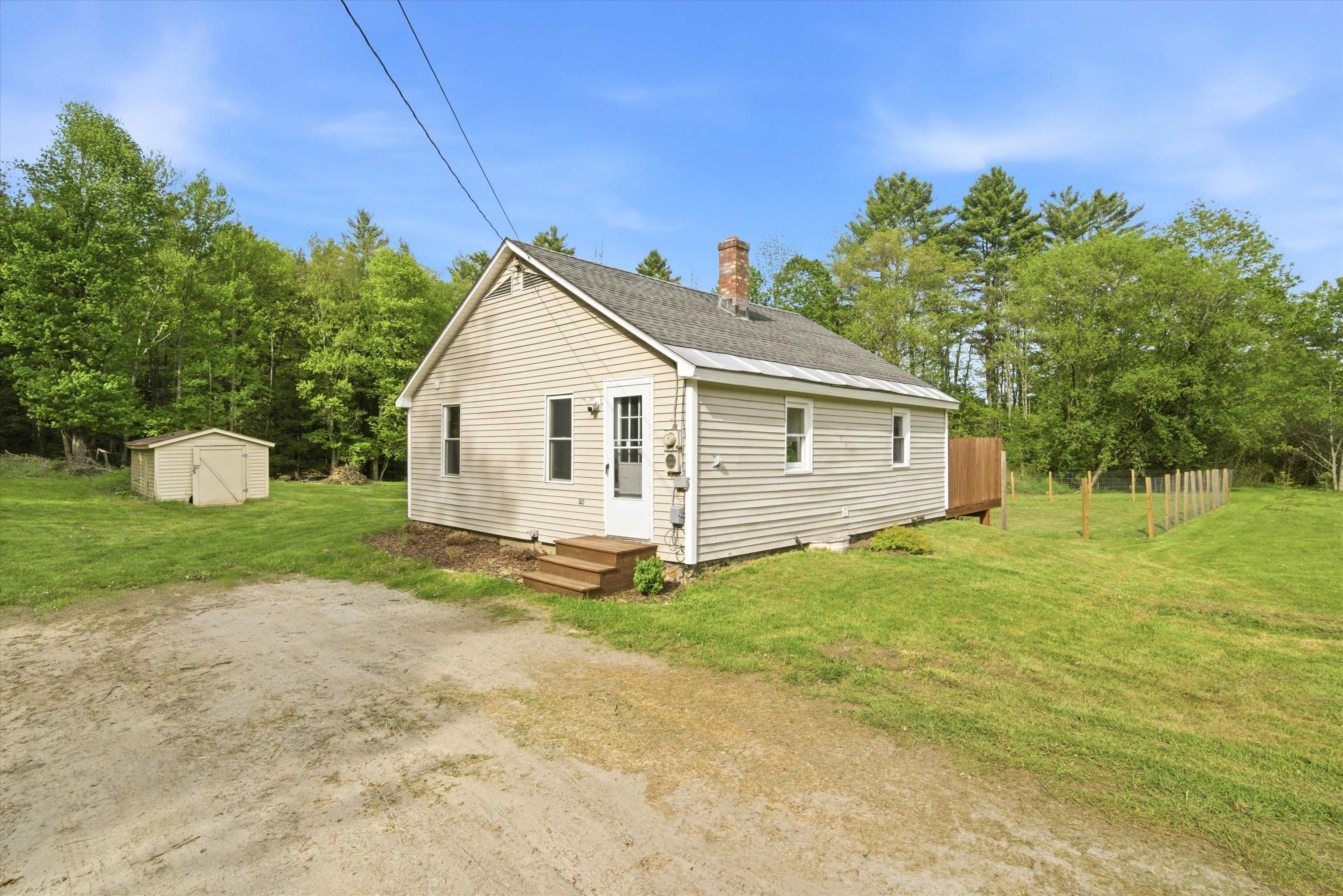 687 John Stark Highway — photo