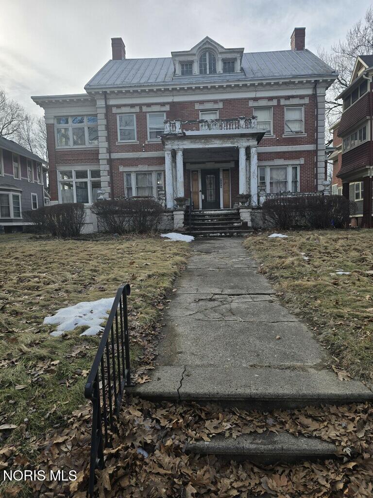 2229 Parkwood Avenue — photo