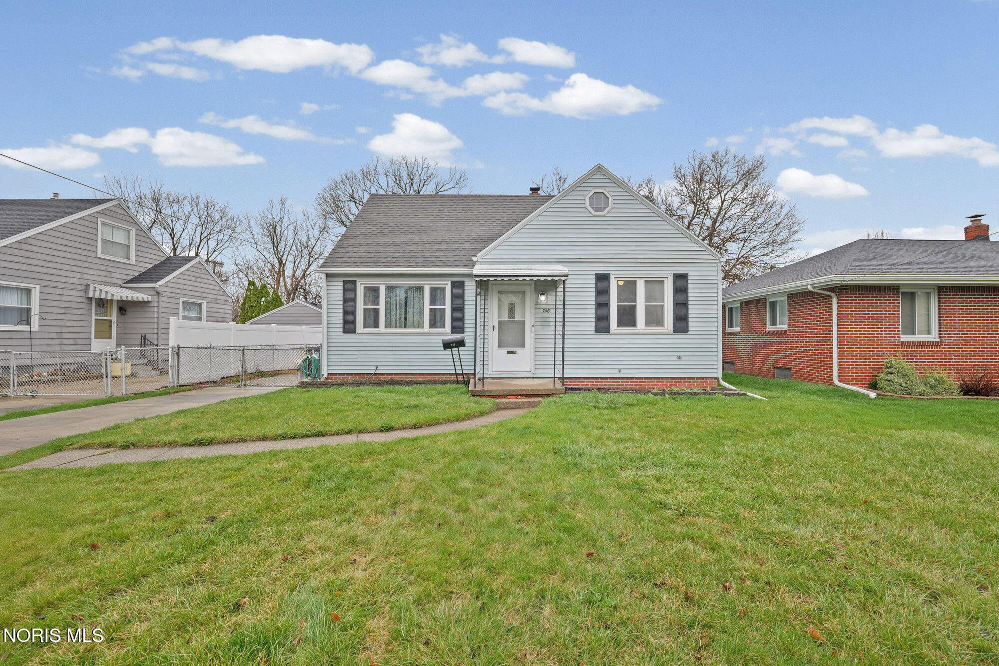 746 Linda Drive — photo