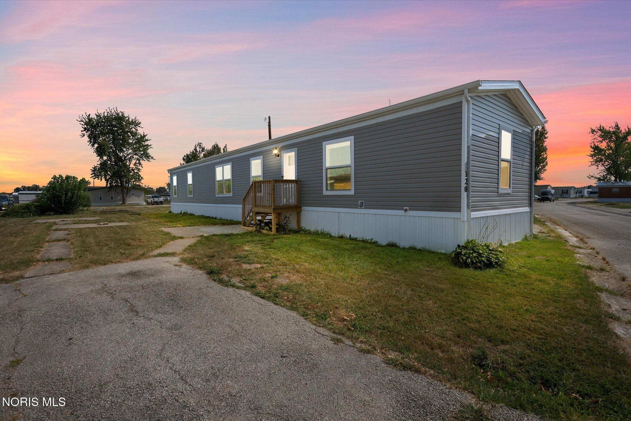 27696 Oregon Road, 120 — photo