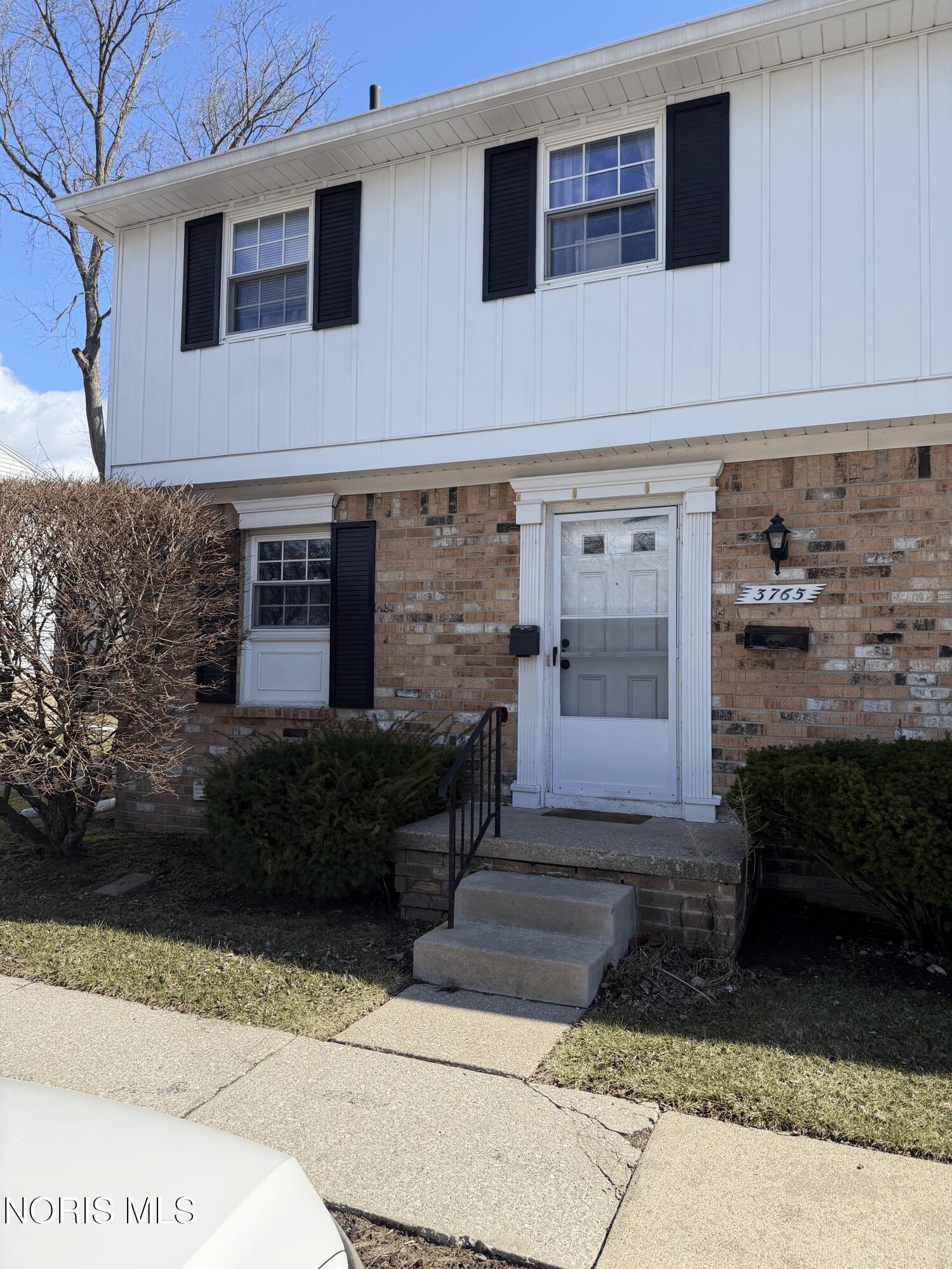 3765 W Alexis Road — photo
