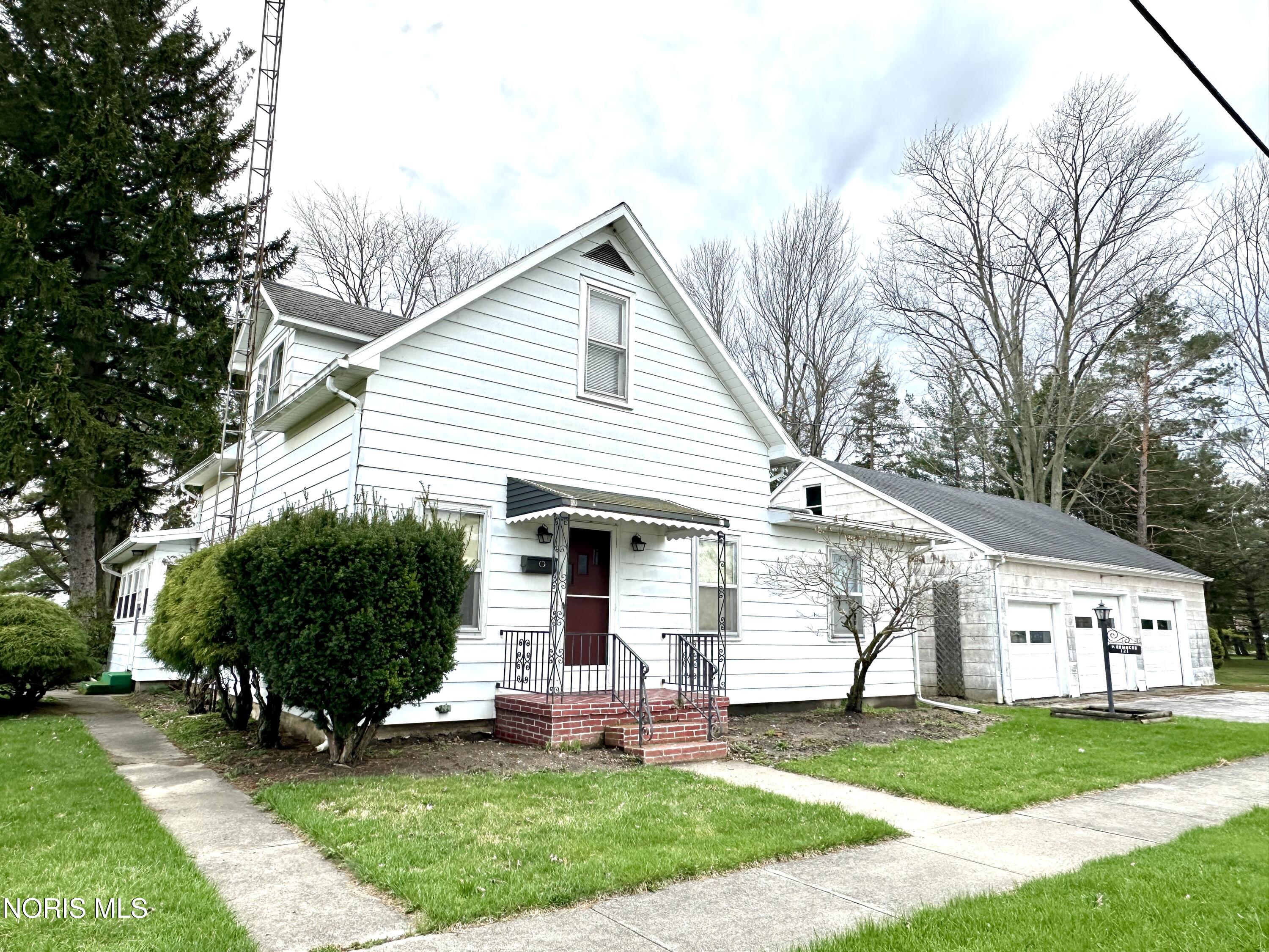 121 Broad Street — photo