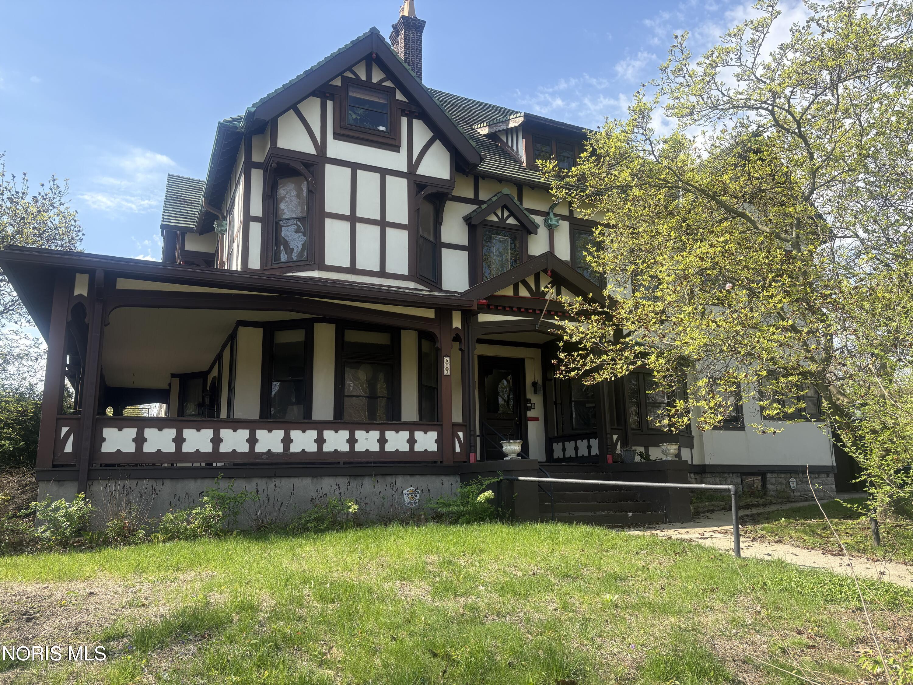603 W Bancroft Street, #C — photo