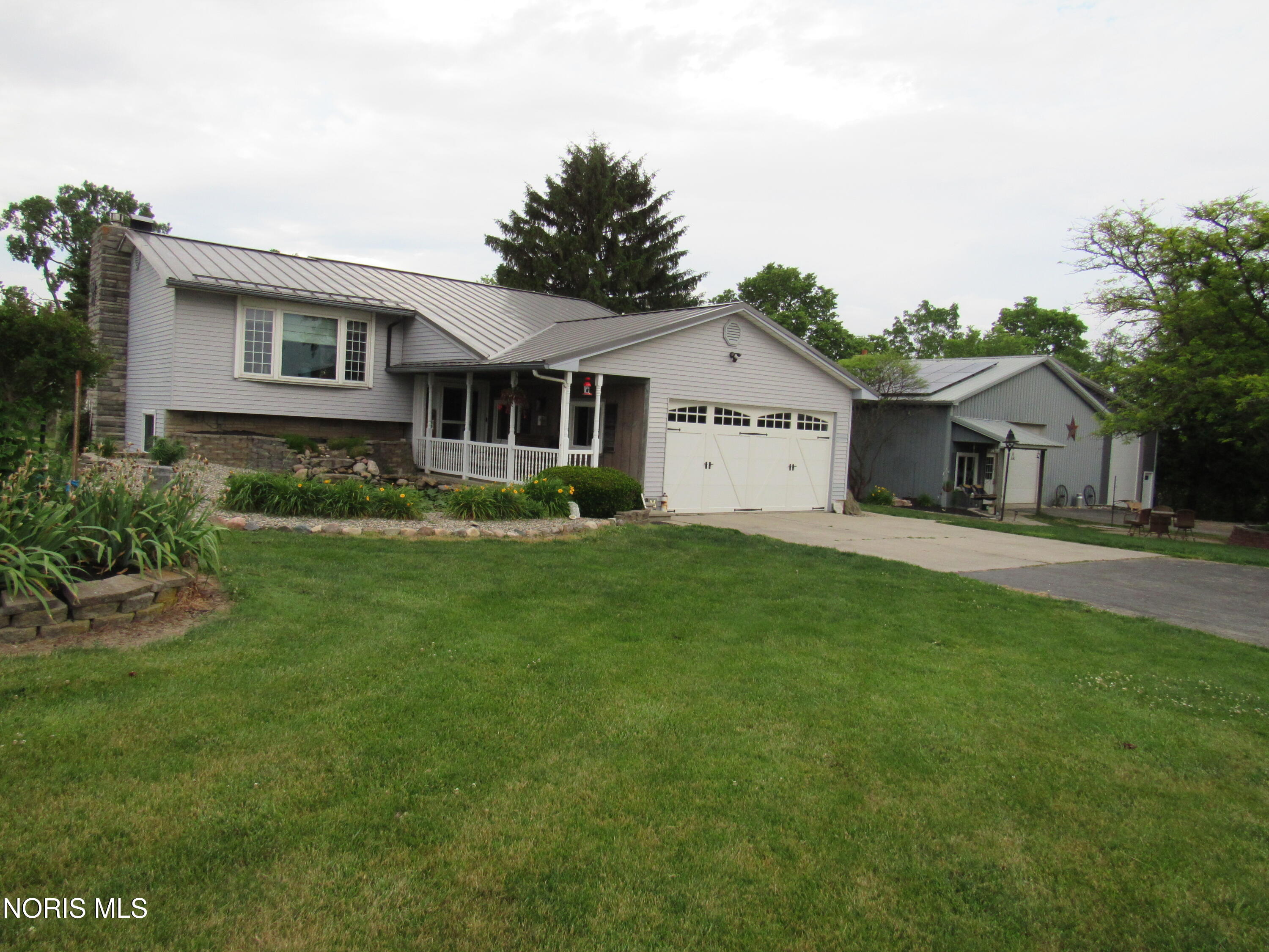 11203 County Road N30 — photo