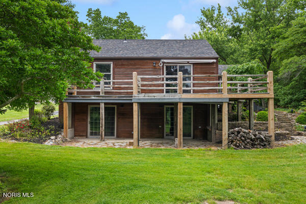 1006 E River Drive — photo