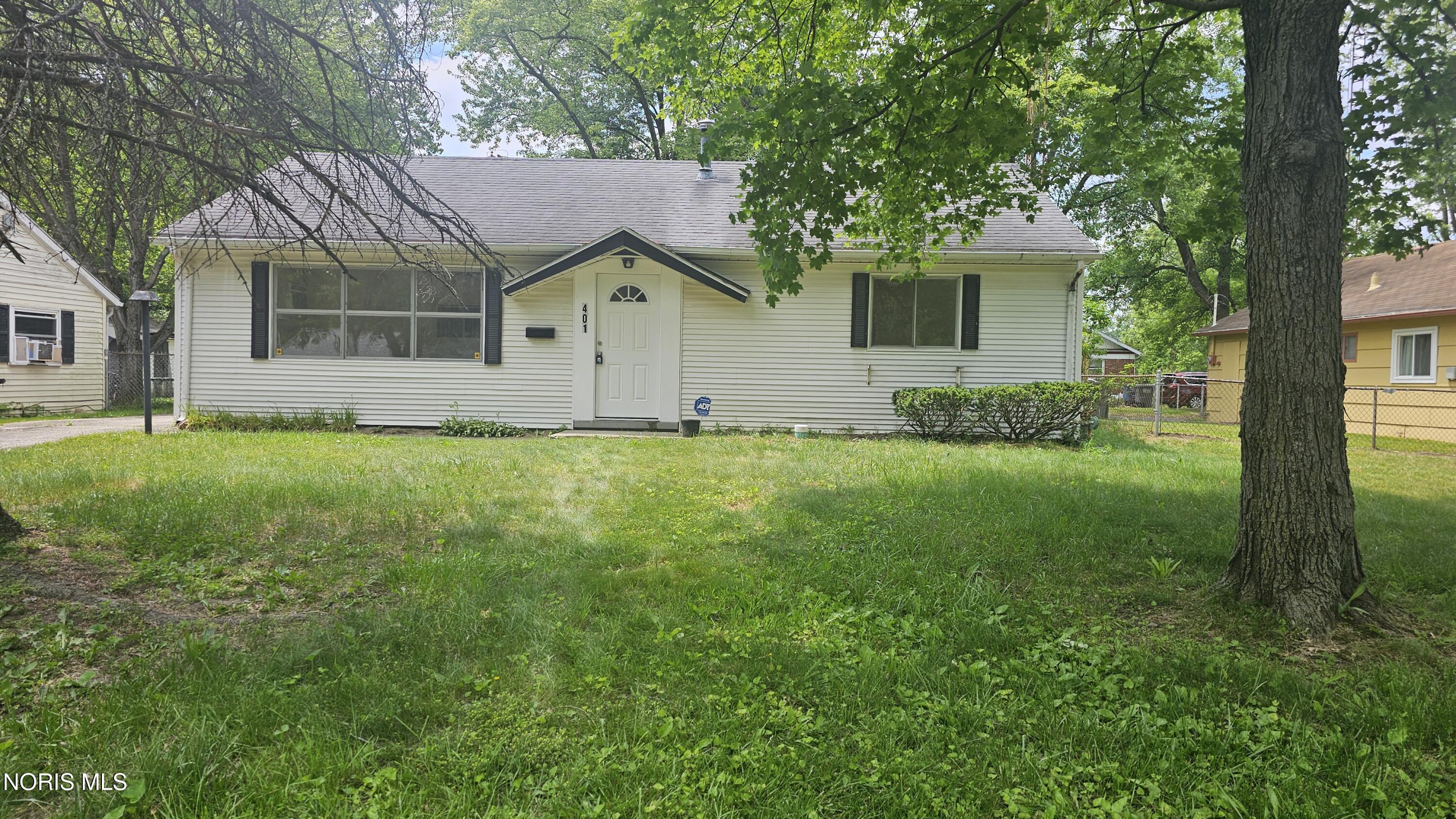 401 Dickens Drive — photo