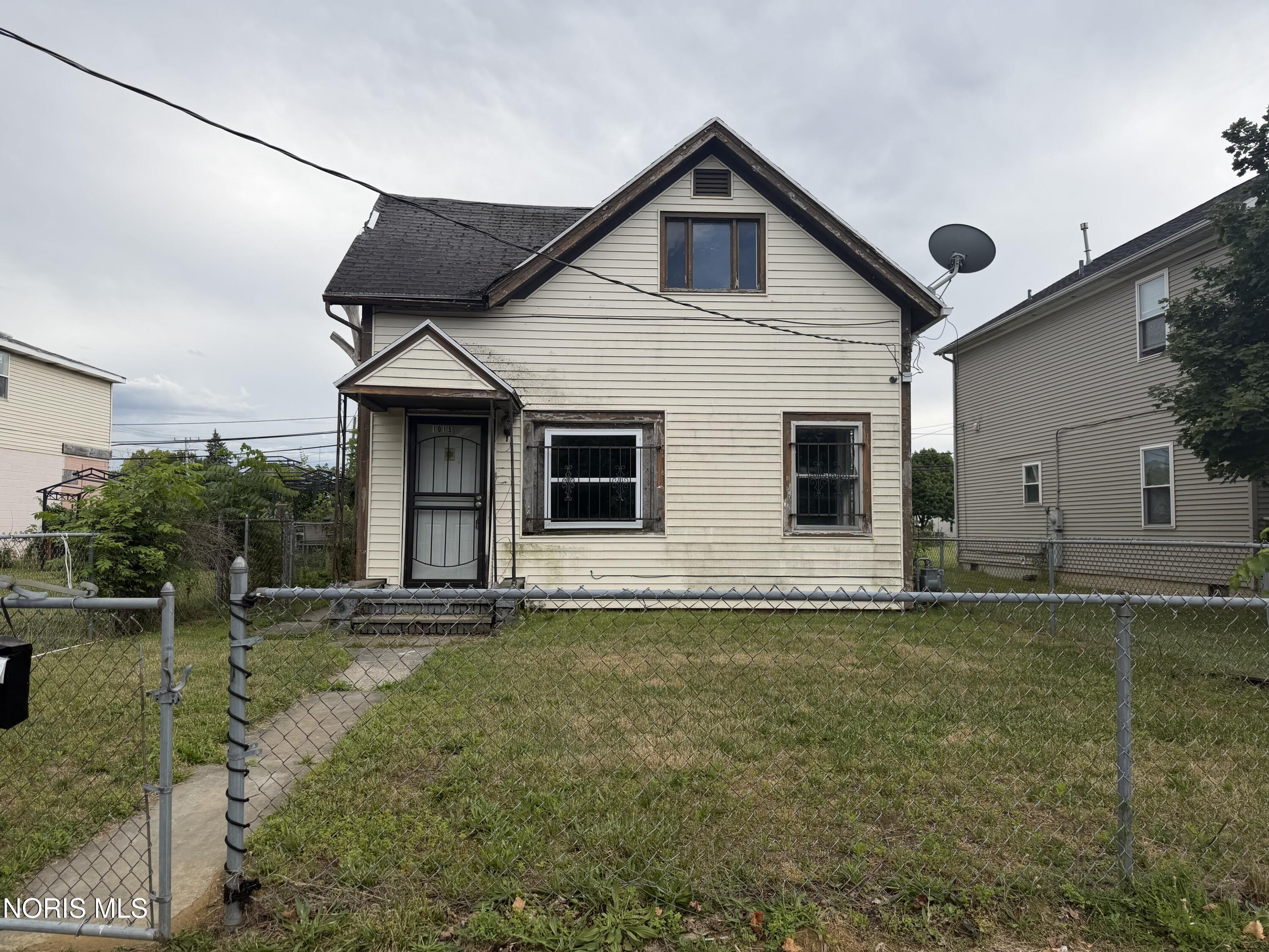 1015 Belmont Avenue — photo