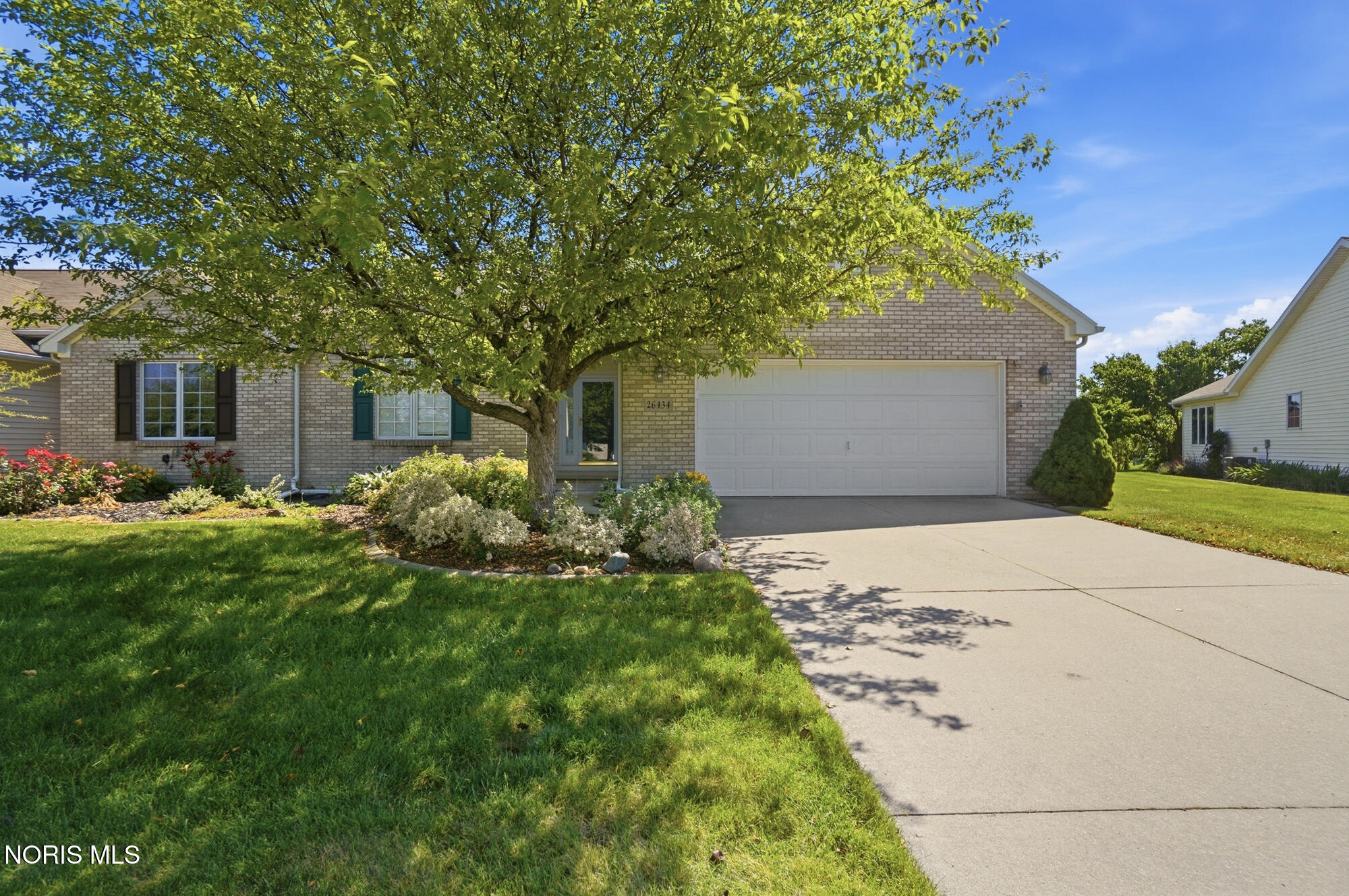 26434 E Wexford Drive — photo