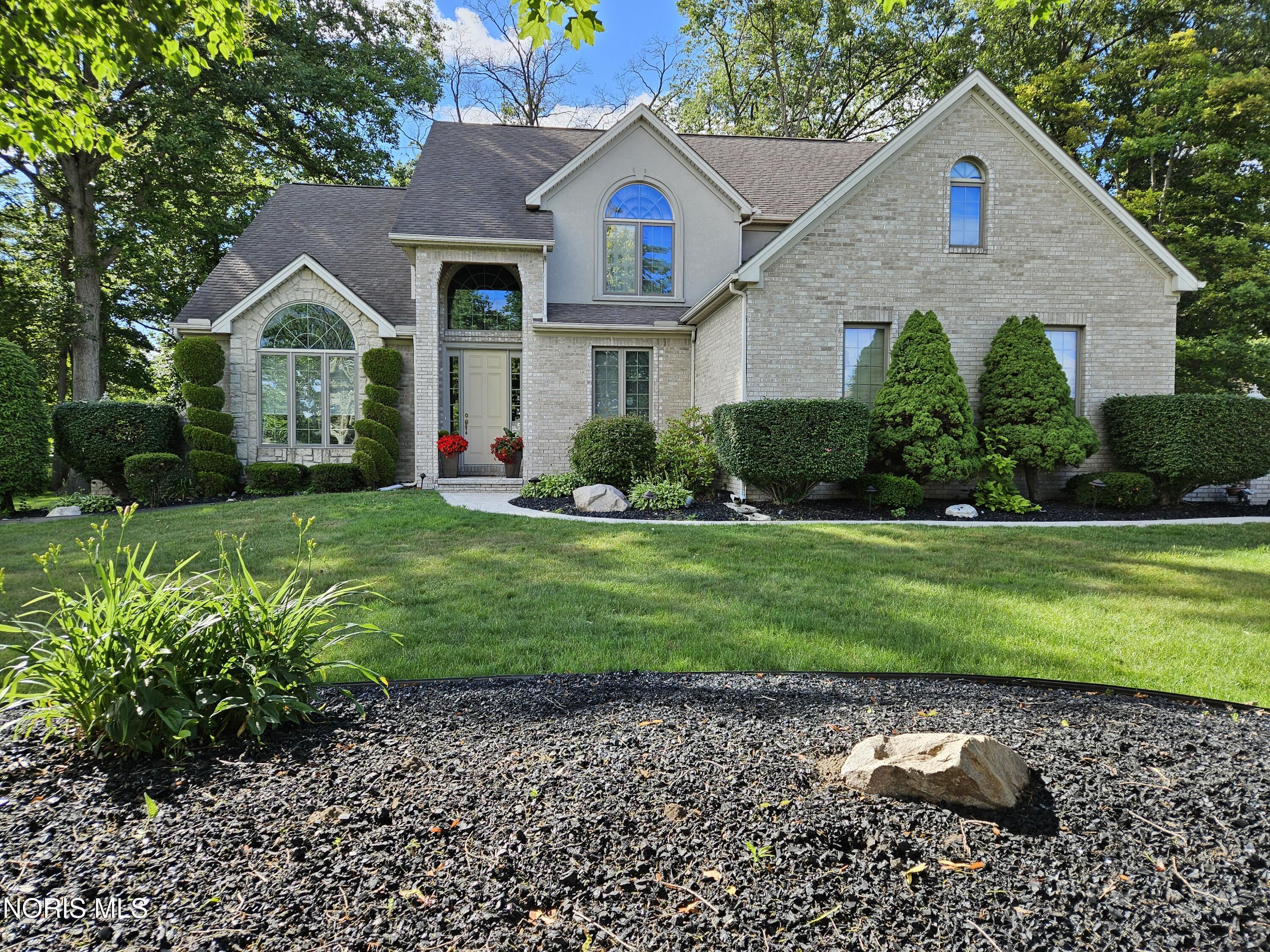 2367 Willow Pond Boulevard — photo