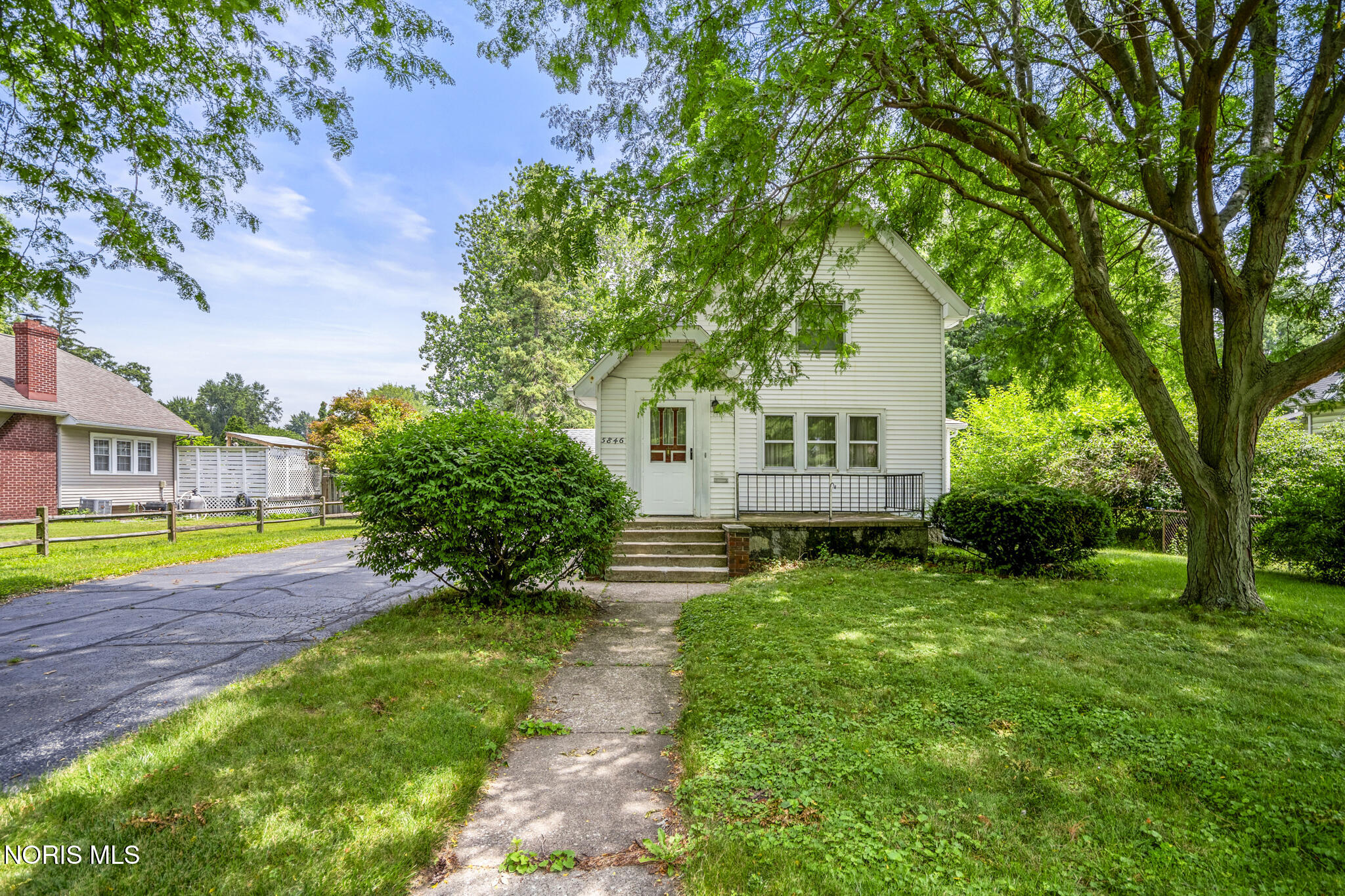 5846 Burdette Street — photo