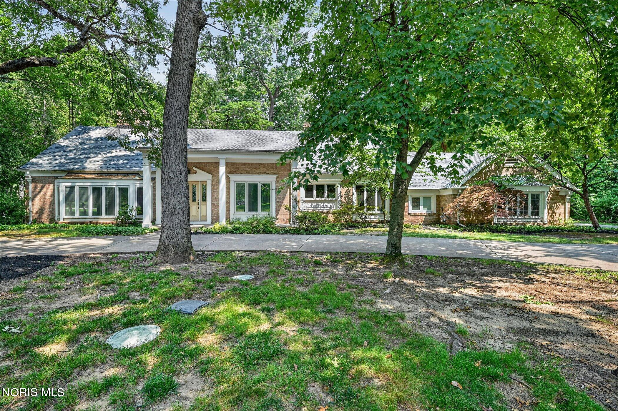 6164 Valley Park Drive — photo