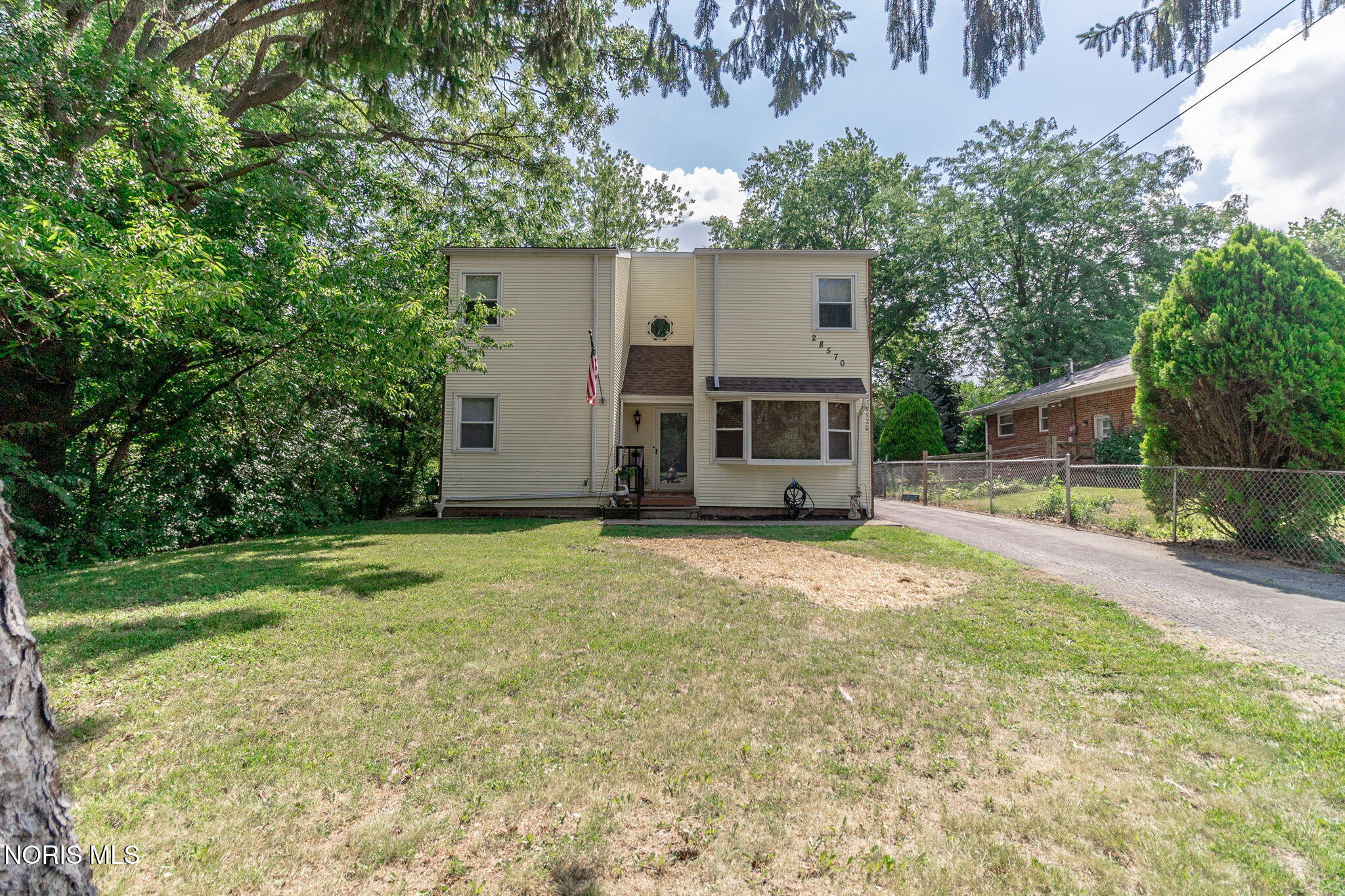 28570 Simmons Road — photo