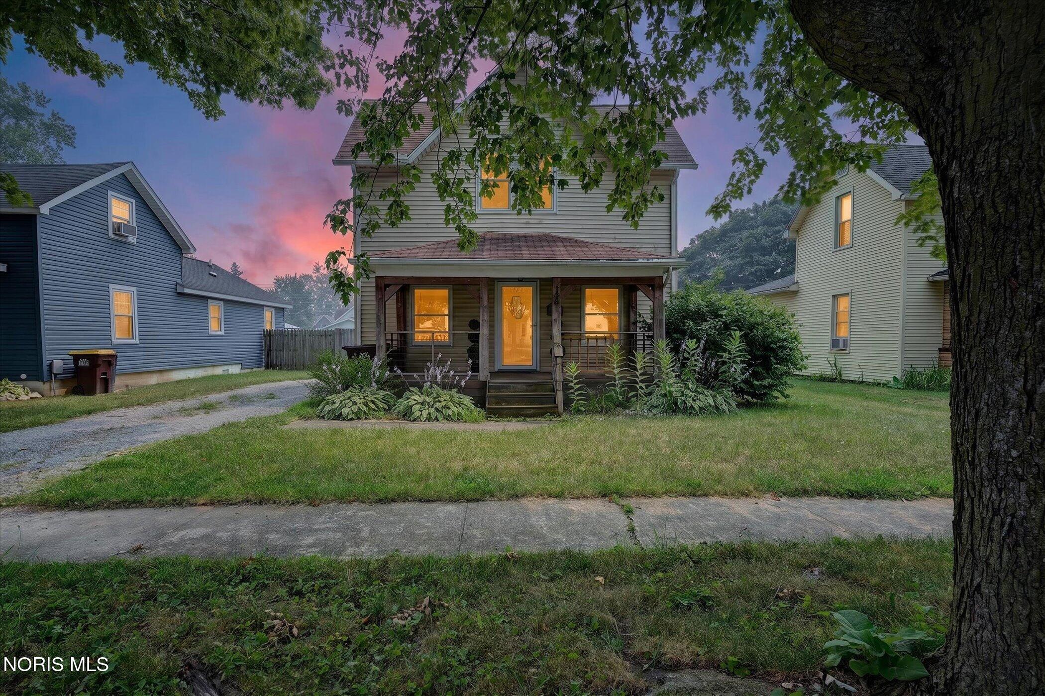 704 Maplewood Street — photo