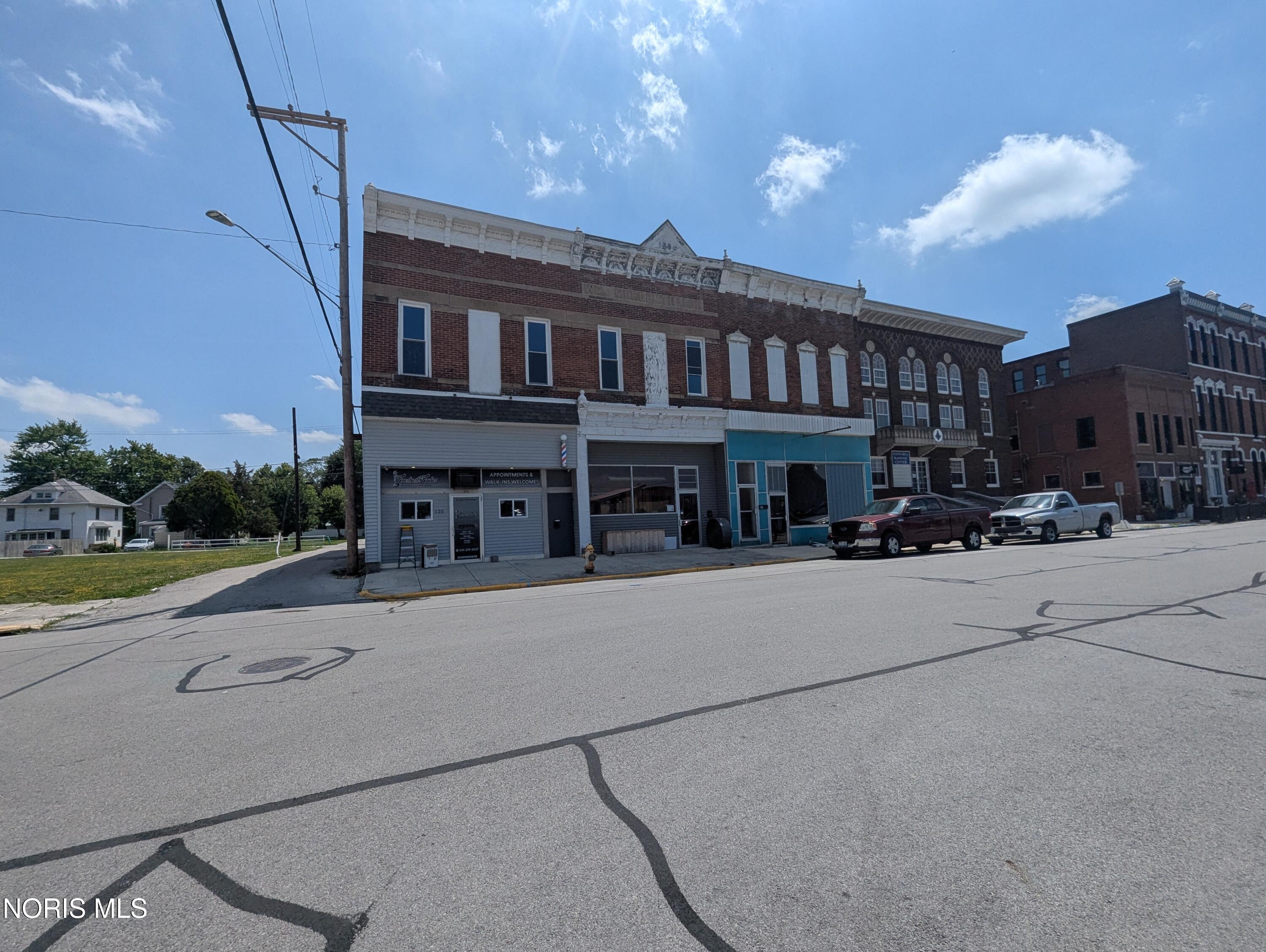 121-127 E Tiffin St. — photo