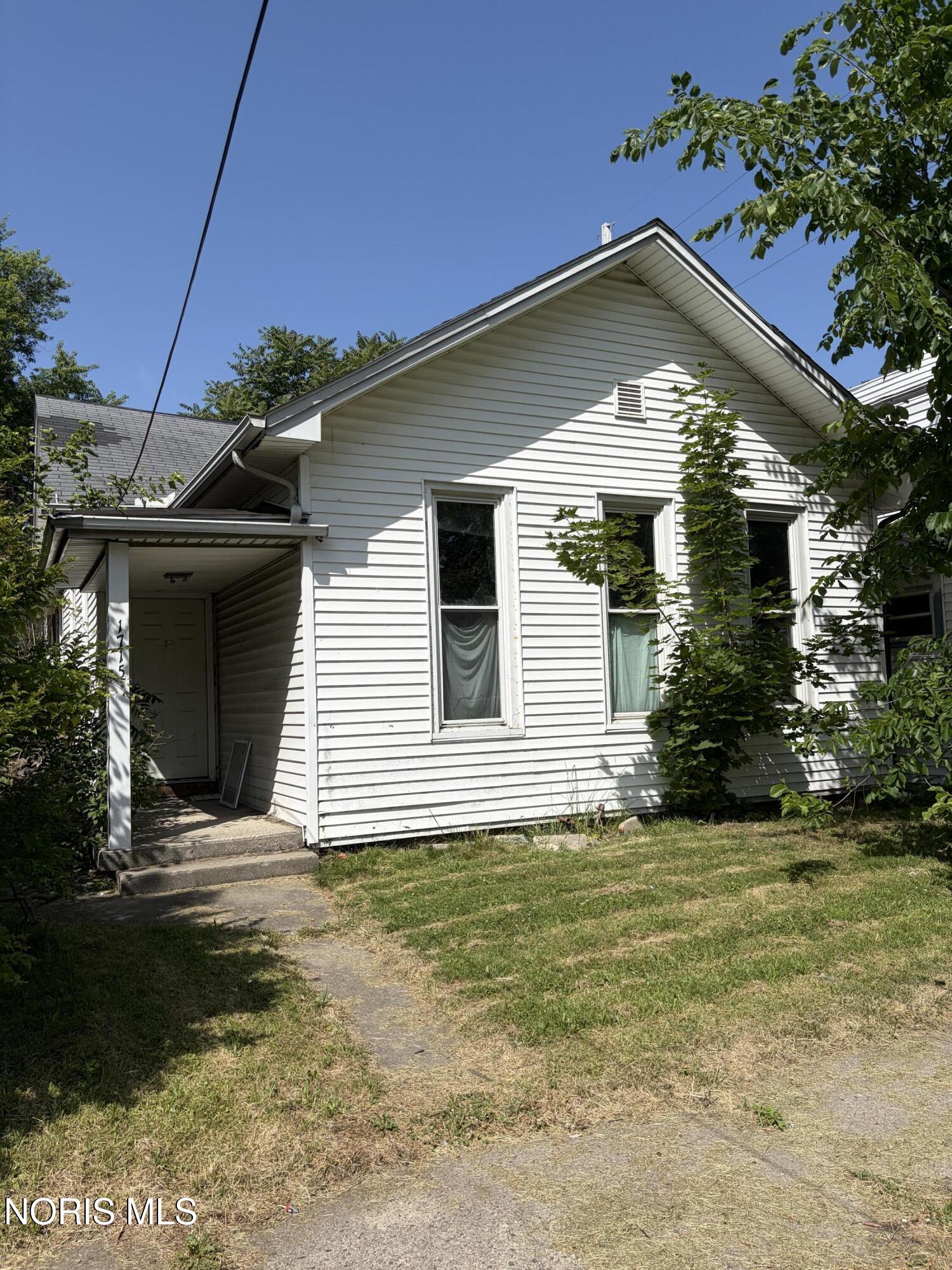 1715 Walnut Street — photo