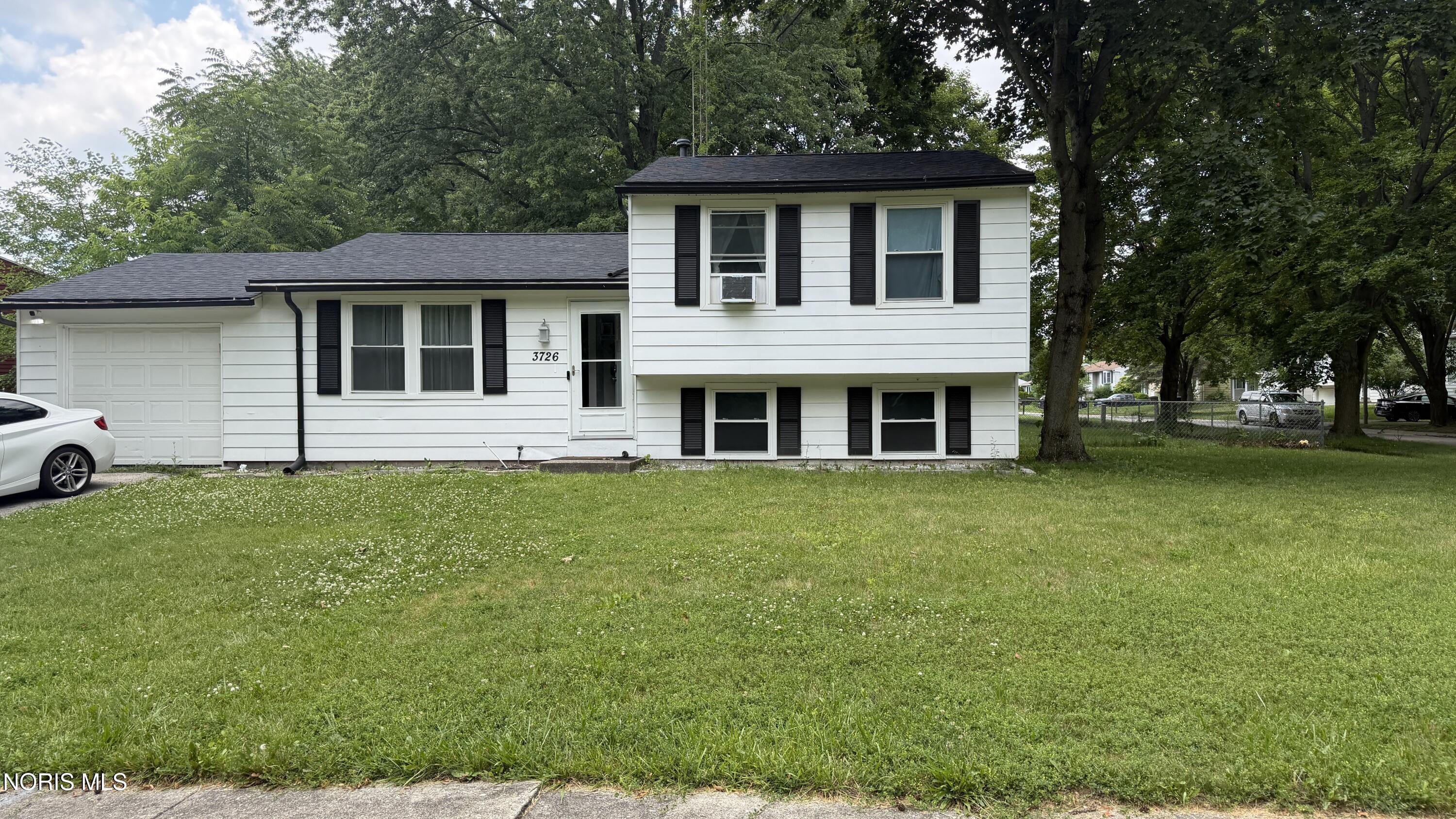 3726 Loch Lomond Avenue — photo