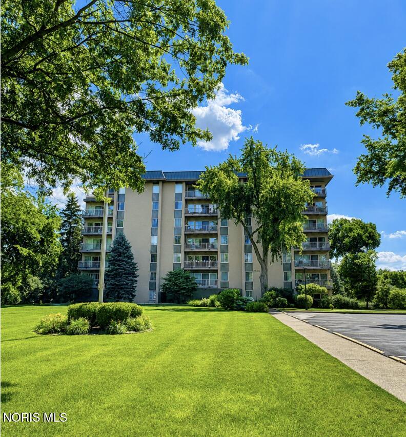 1755 Shawnee Road, Apt 211 — photo
