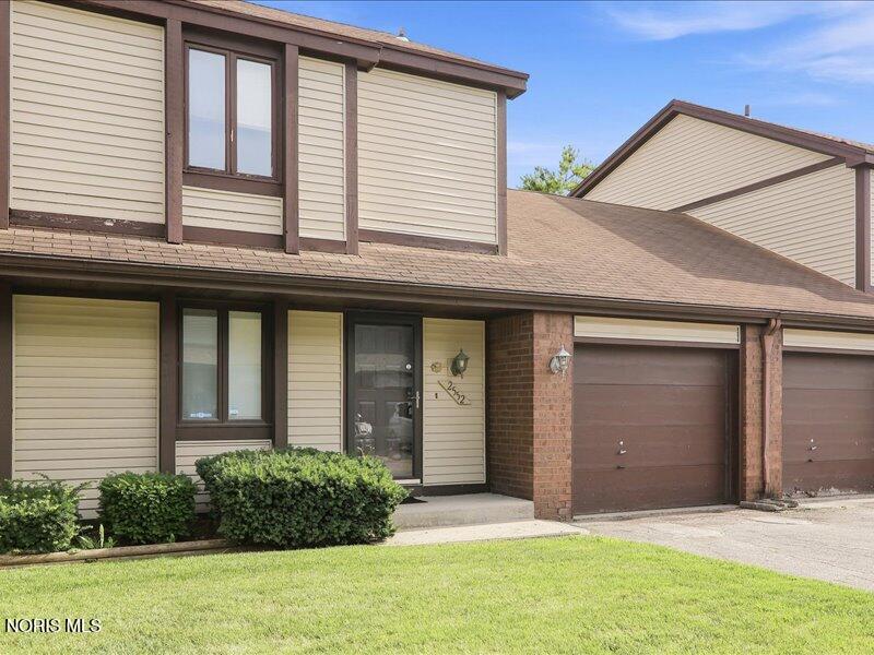 2552 Plum Leaf Lane — photo