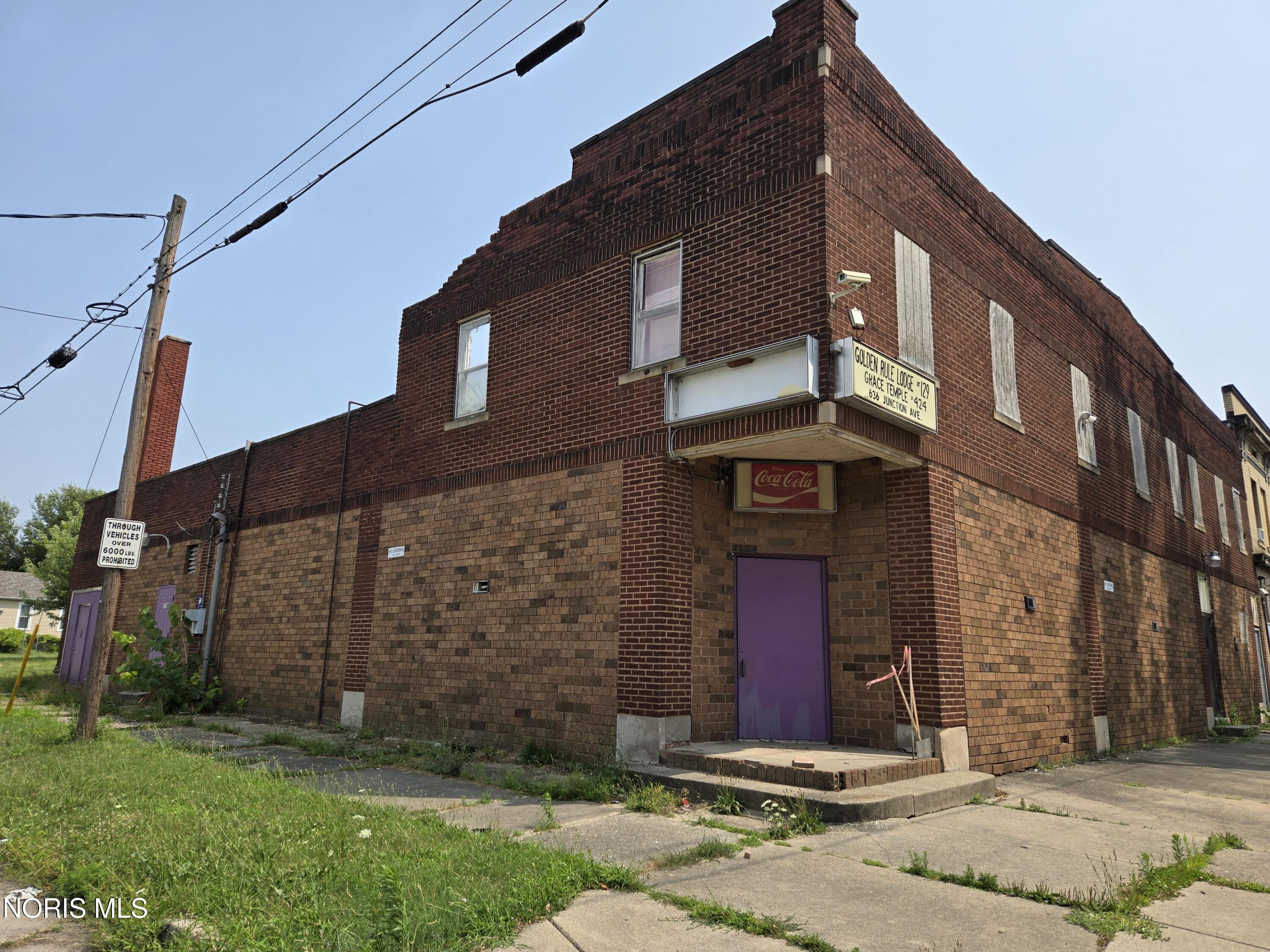 636 Junction Avenue — photo