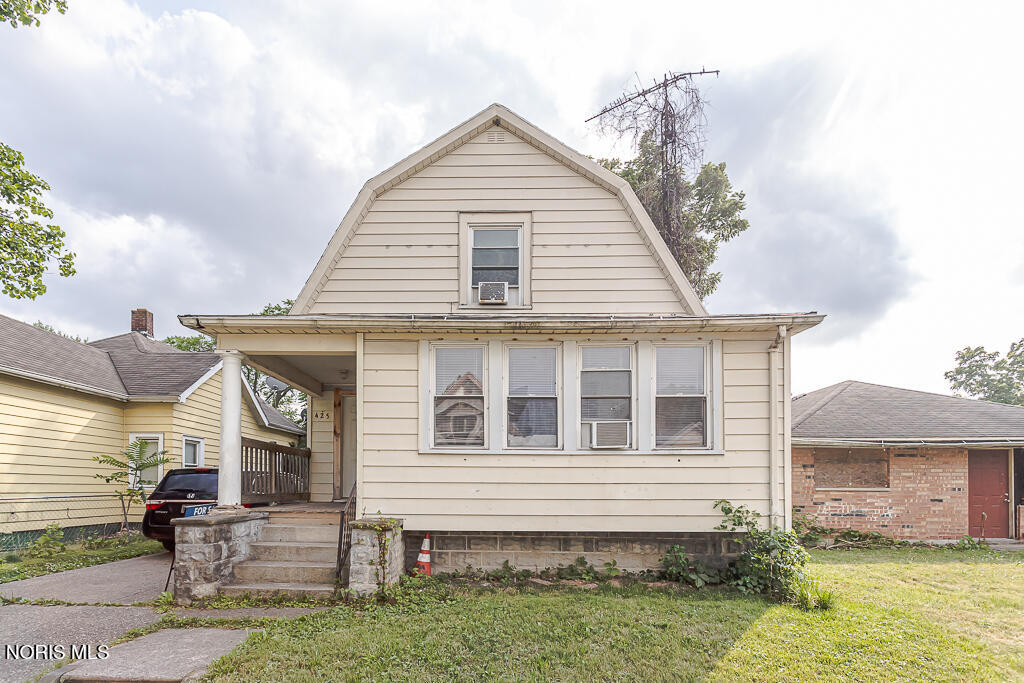 425 Bassett Street — photo